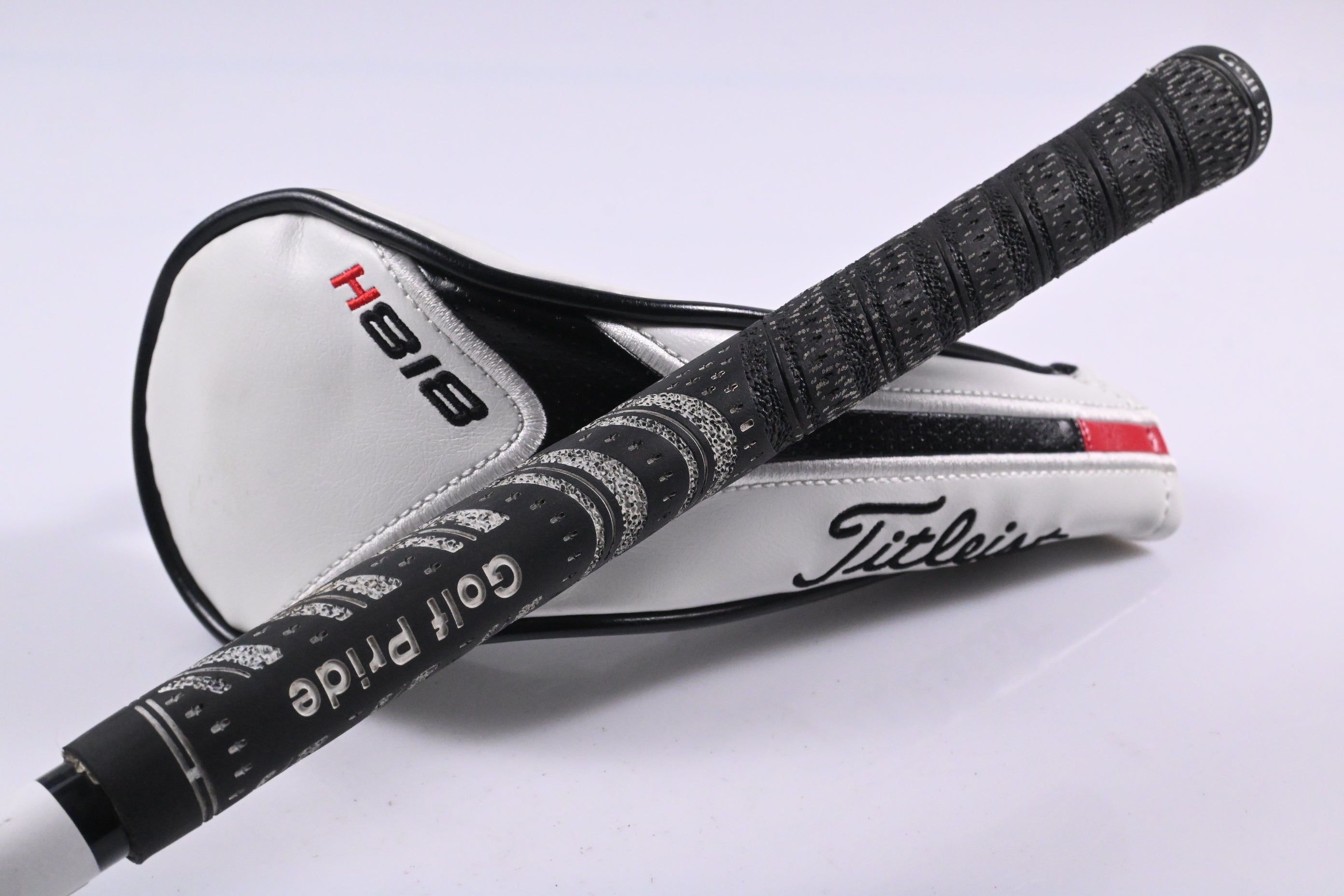 Titleist 818 H2 #3 Hybrid / 19 Degree / Stiff Flex Tensei CK White 90 Shaft