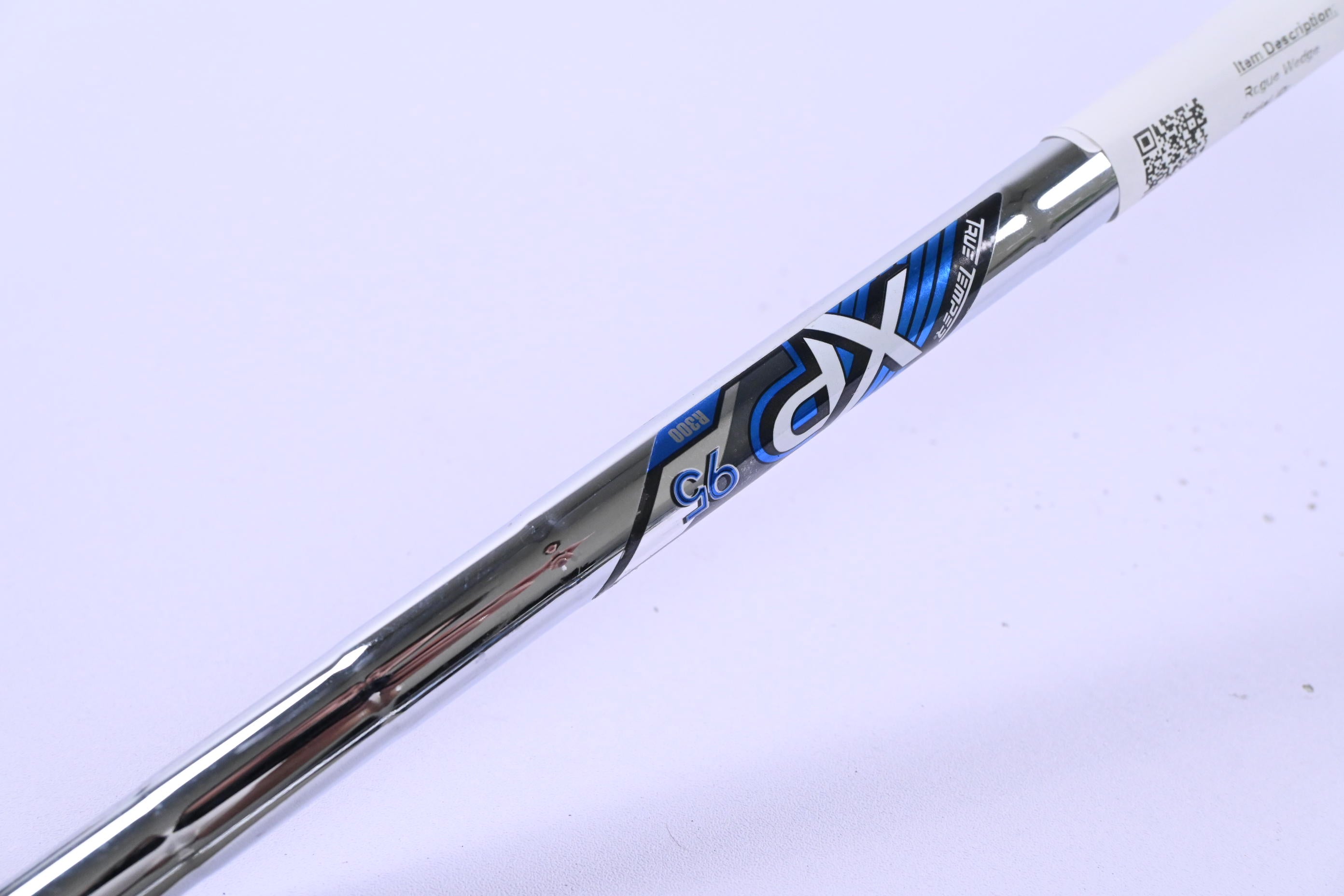 Callaway Rogue Pitching Wedge / 44 Degree / Regular Flex XP 95 R300 Shaft