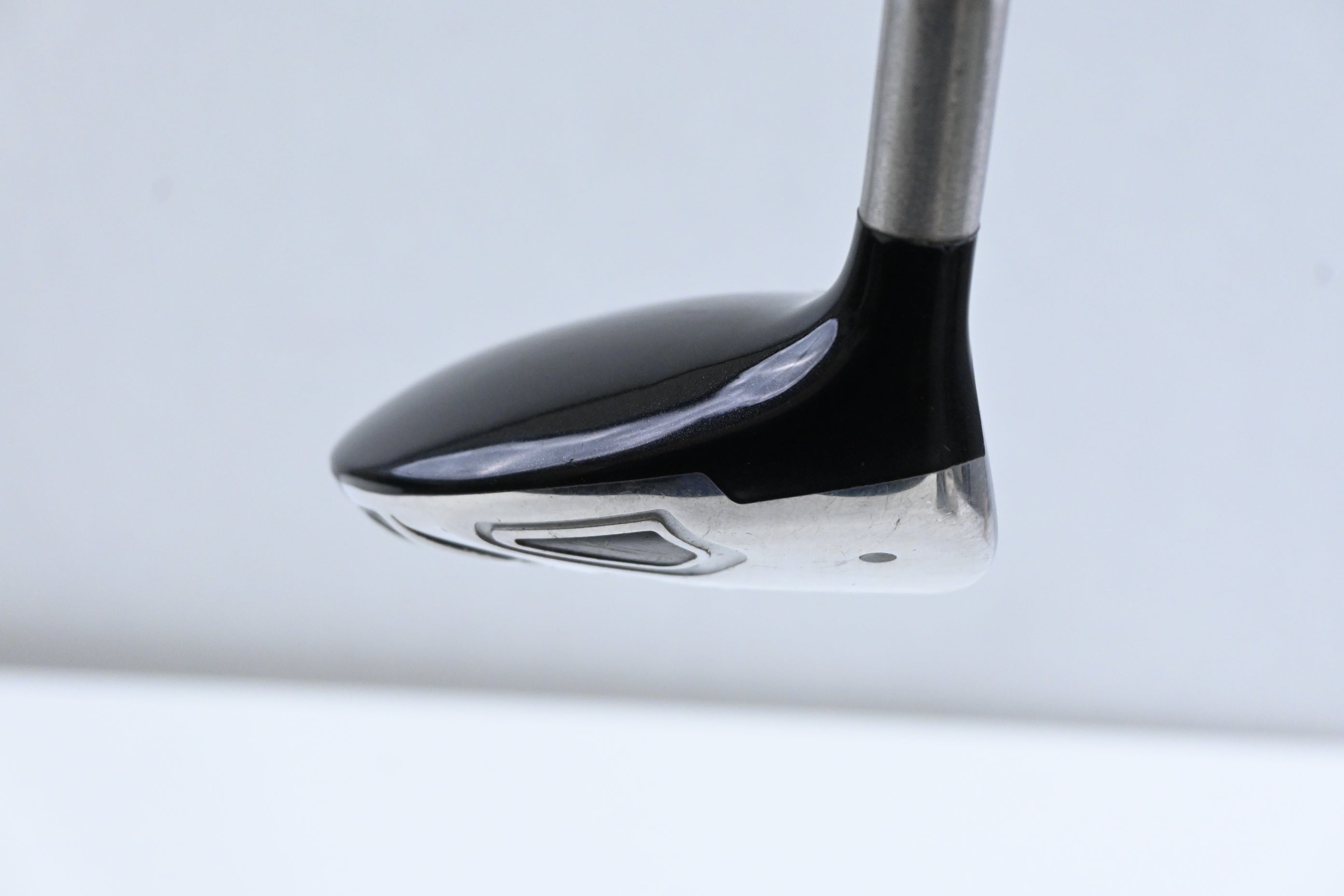 Left Hand Titleist 909 F2 #3 Wood / 15.5 Degree / Stiff Flex Tour AD YS-60