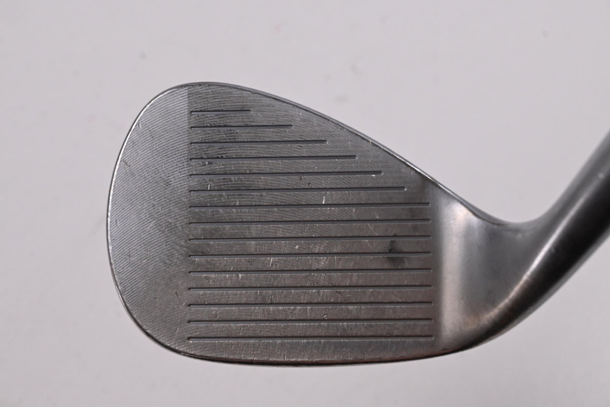 Cleveland 588 RTX Gap Wedge / 52 Degree / Wedge Flex Dynamic Gold Shaft