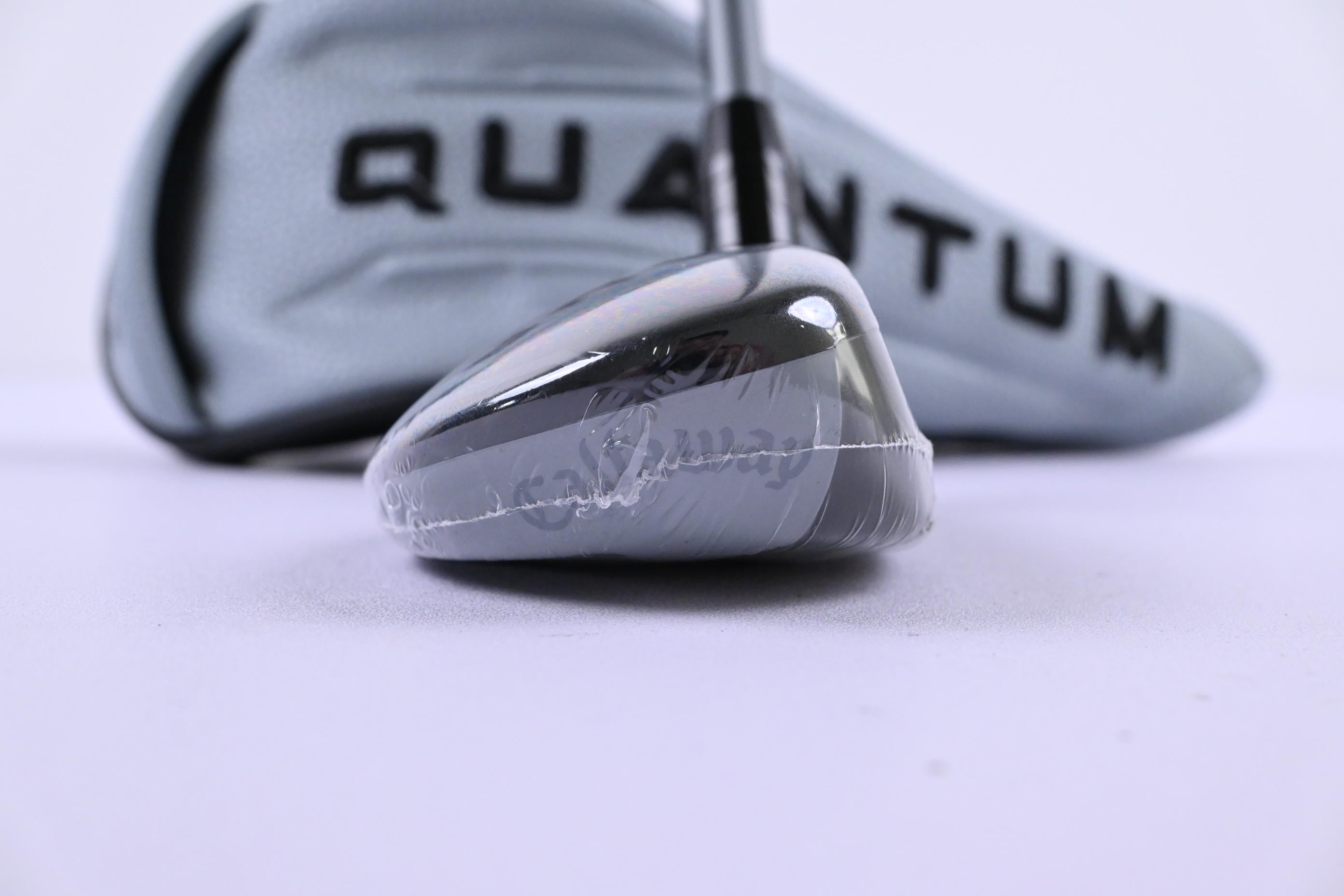 Callaway Quantum Max #3 Hybrid / 19 Degree / Stiff Flex Project X Denali Silver