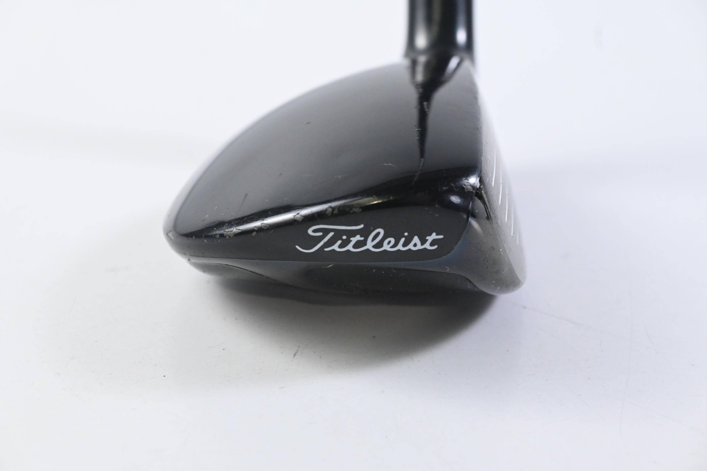 Titleist 910H #2 Hybrid / 17 Degree / Stiff Flex Diamana 'ahina 90 Shaft
