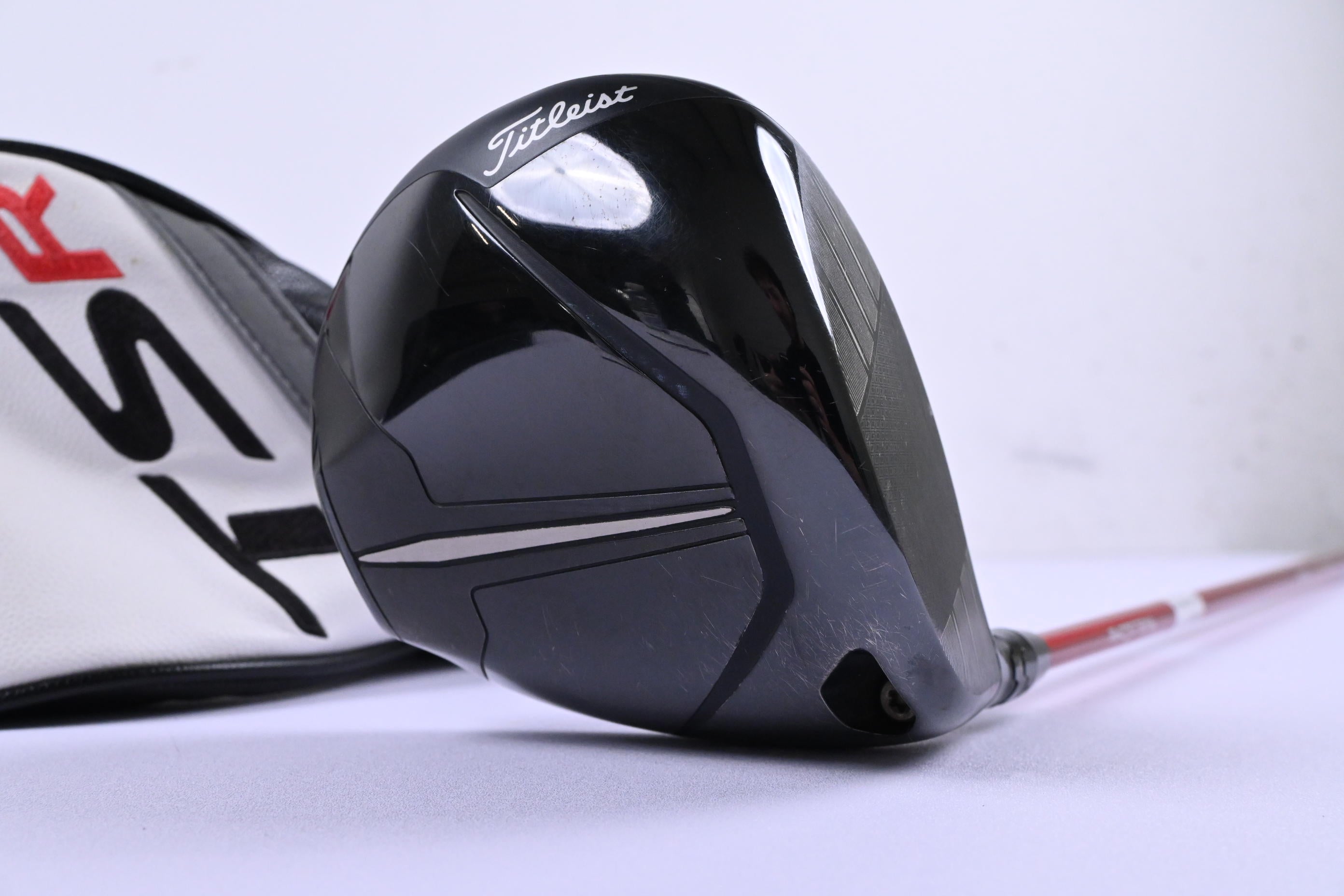 Titleist TSR2 Driver / 9 Degree / Stiff Flex Fujikura Ventus TR Red VeloCore 6