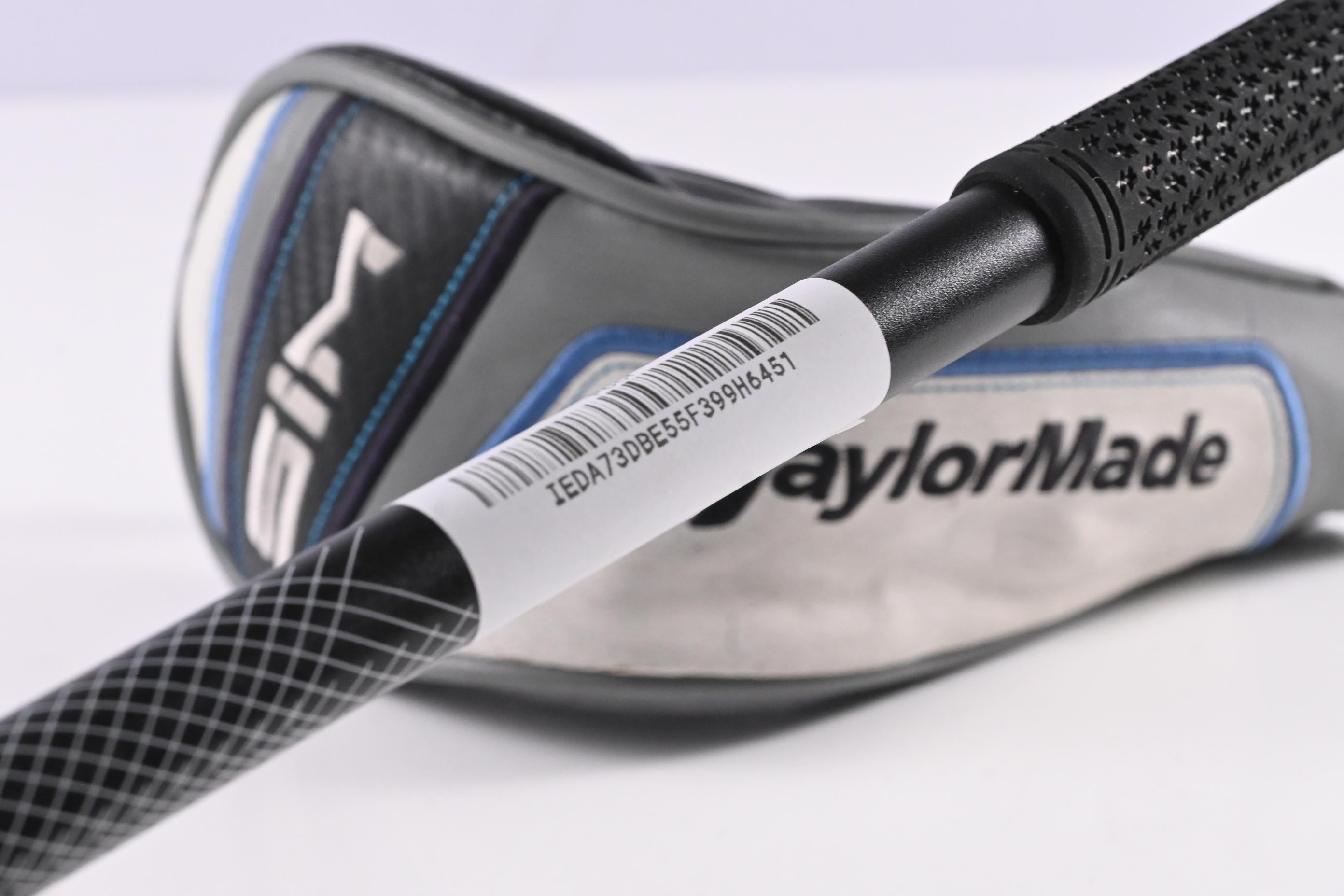 Taylormade SIM Max #3 Hybrid / 19 Degree / Senior Flex UST Mamiya ProForce V2 55