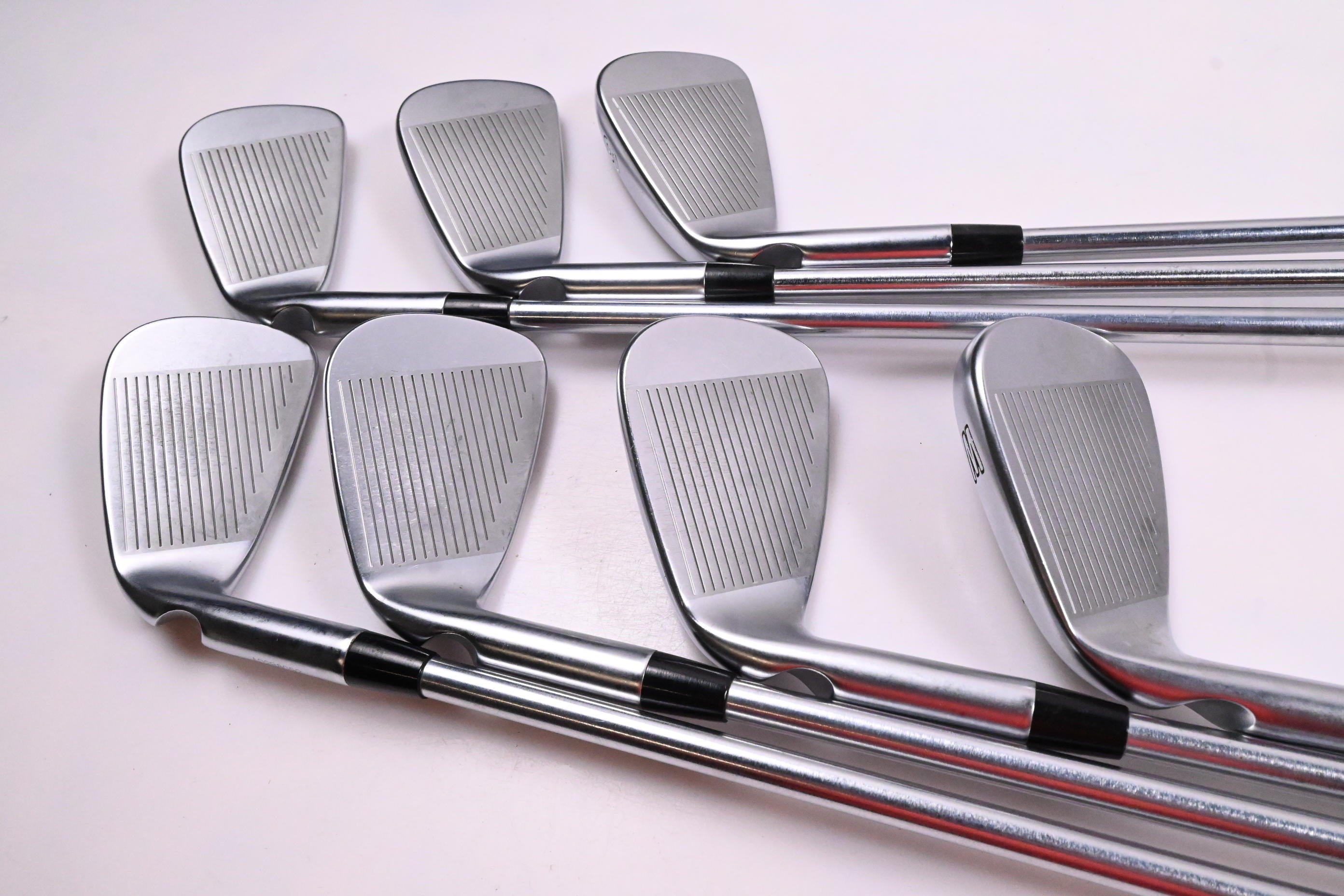 Ping i525 Irons / 4-PW / Red Dot / Regular Flex Project X IO 105 Shafts