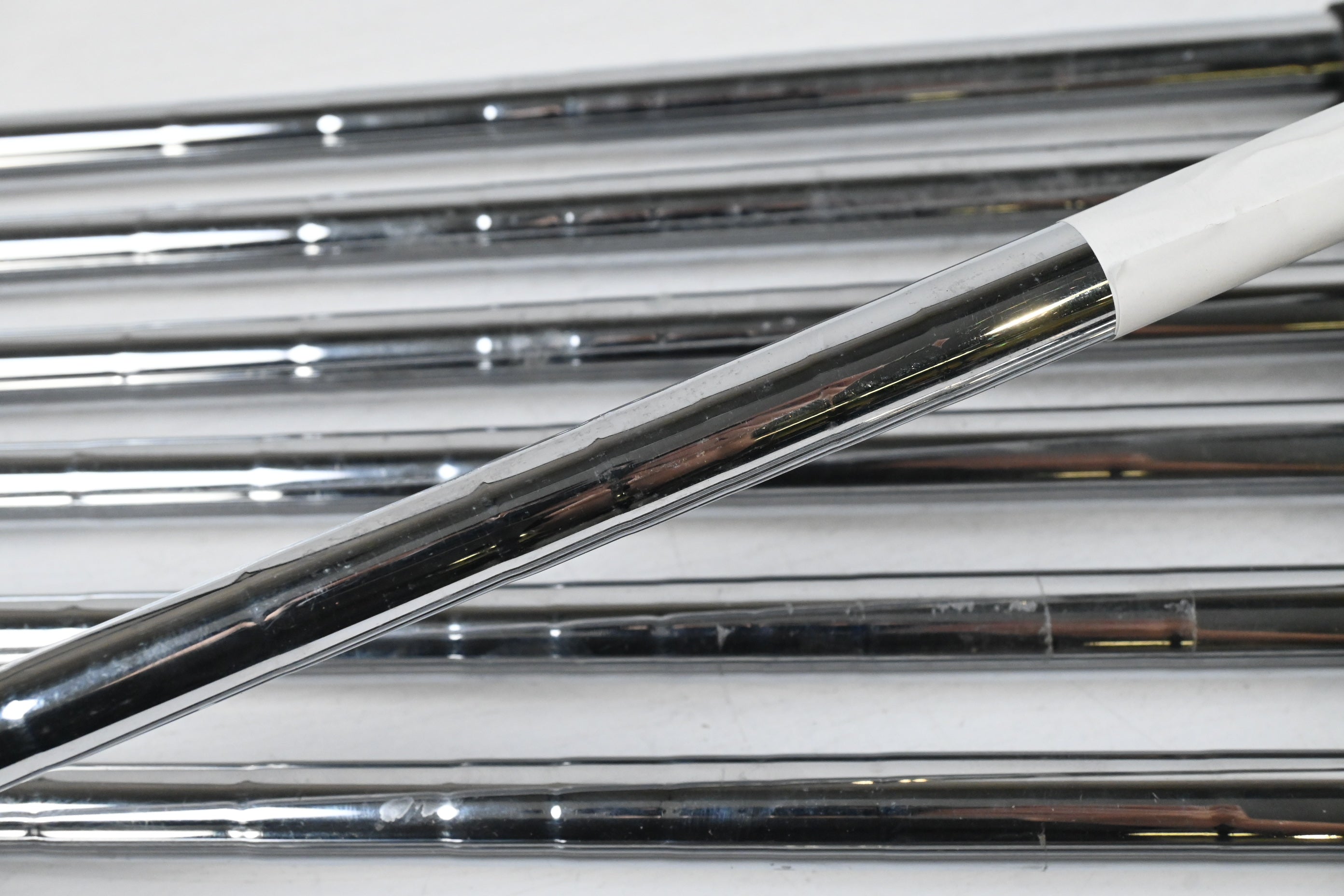 Ping i15 Irons / 3-PW / Yellow Dot / Regular Flex Ping AWT Shafts