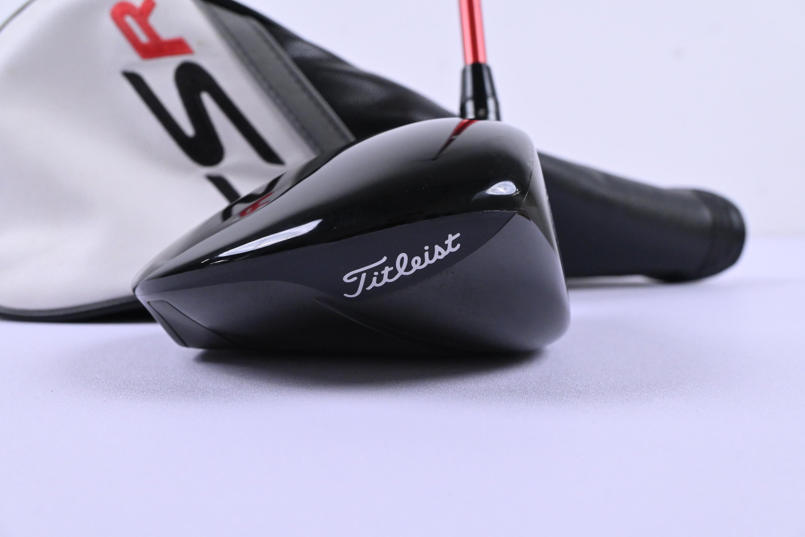 Titleist TSR2 Driver / 9 Degree / Stiff Flex Fujikura Ventus TR Red VeloCore 6