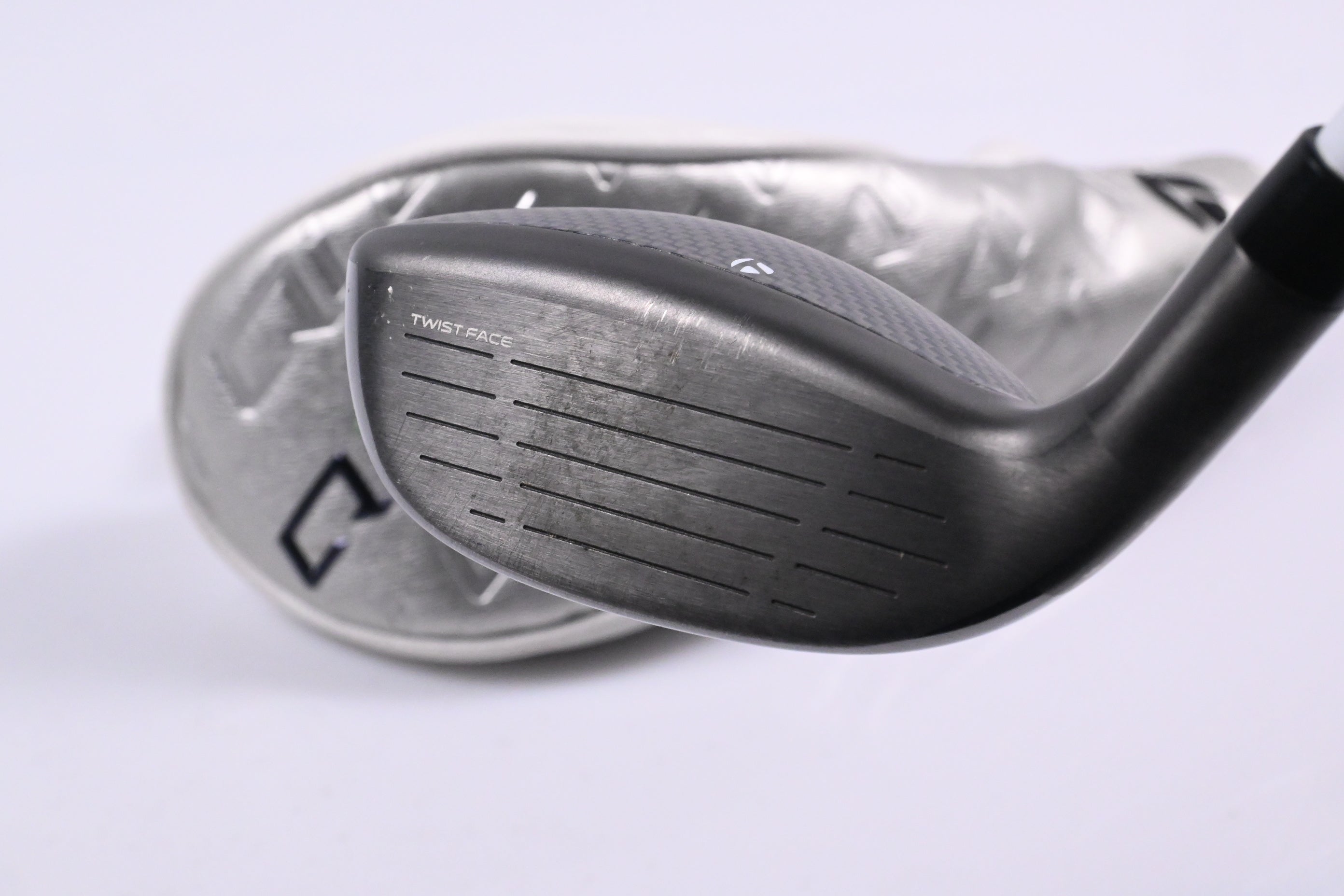 Ladies Taylormade Qi35 Max Lite #5 Hybrid / 27 Degree / Ladies Flex Fujikura 40