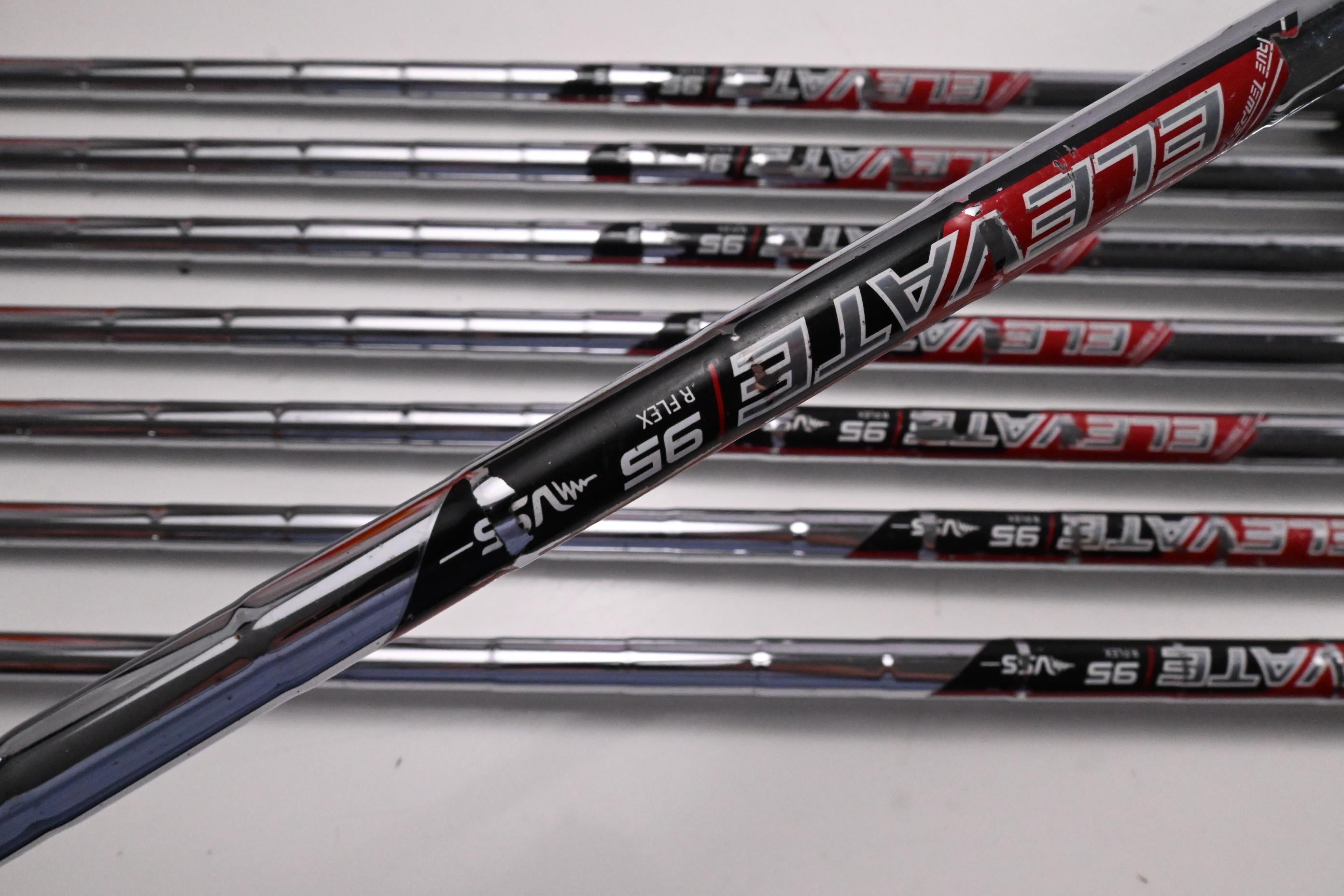 Callaway Mavrik Irons / 4-PW+AW / Regular Flex Elevate 95 Shafts