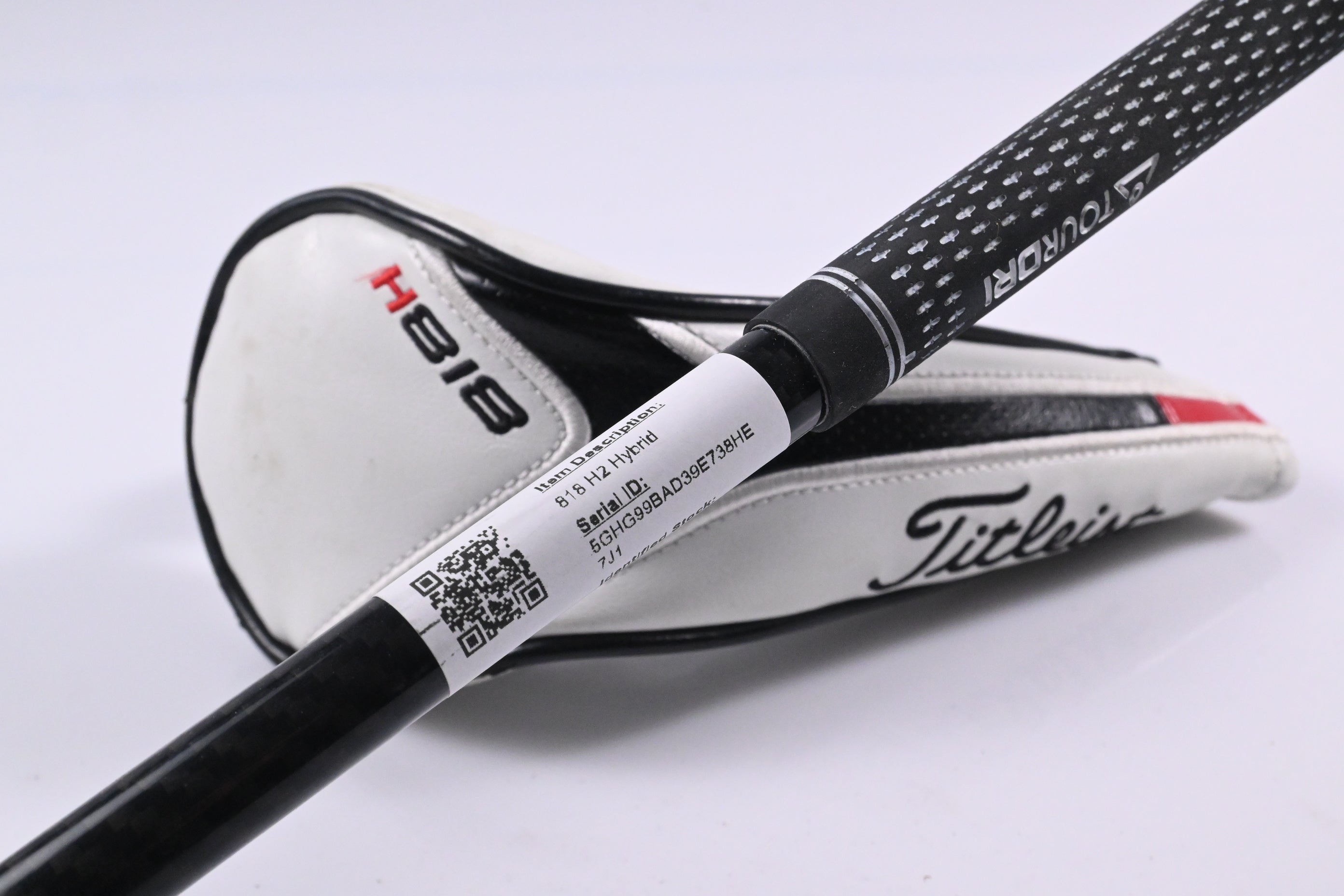 Titleist 818 H2 #2 Hybrid / 17 Degree / Stiff Flex Tensei CK White 90 Shaft