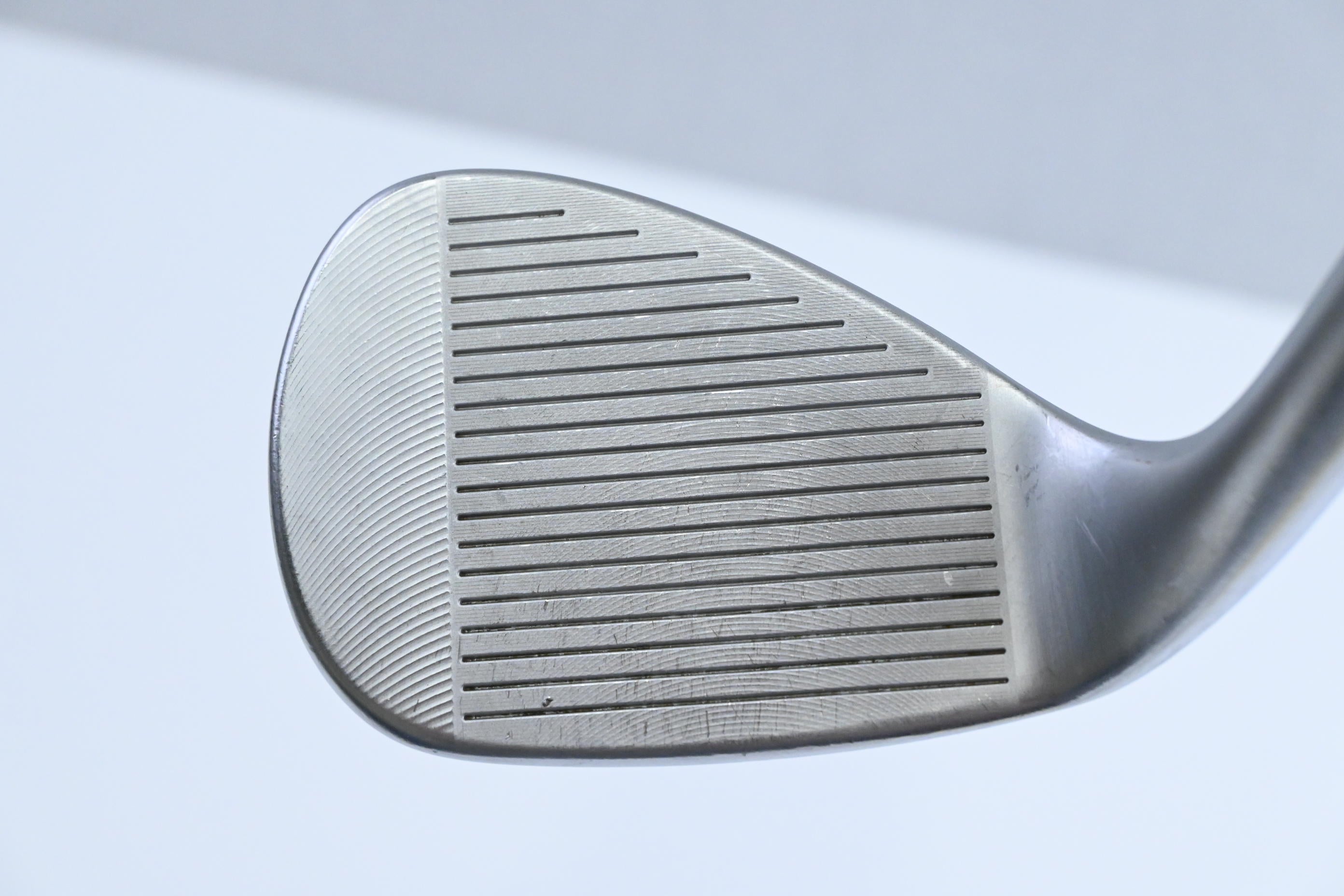 Cleveland CBX Zipcore Sand Wedge / 56 Degree / Wedge Flex Dynamic Gold Spinner