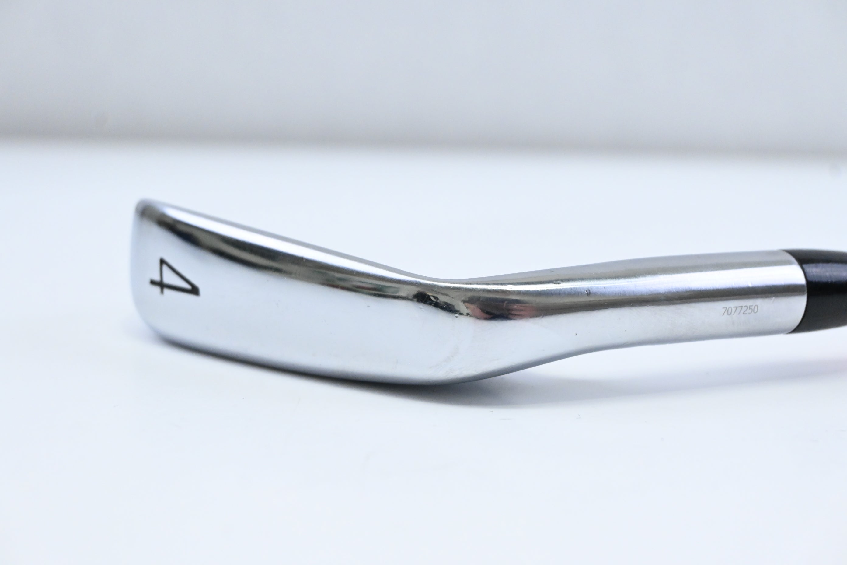Titleist T200 2023 #4 Iron / 21 Degree / X-Flex Tour AD DI 85