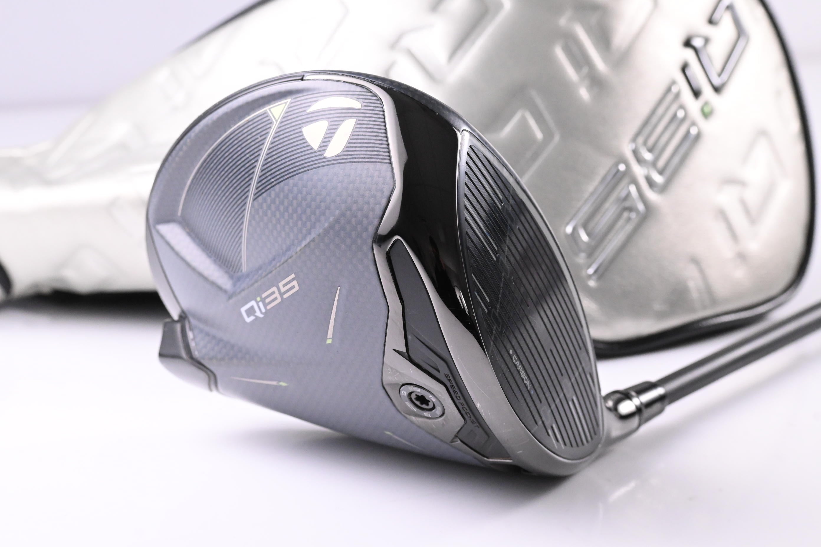 Taylormade Qi35 Driver / 10.5 Degree / Stiff Flex Cypher 2.0 50 Shaft