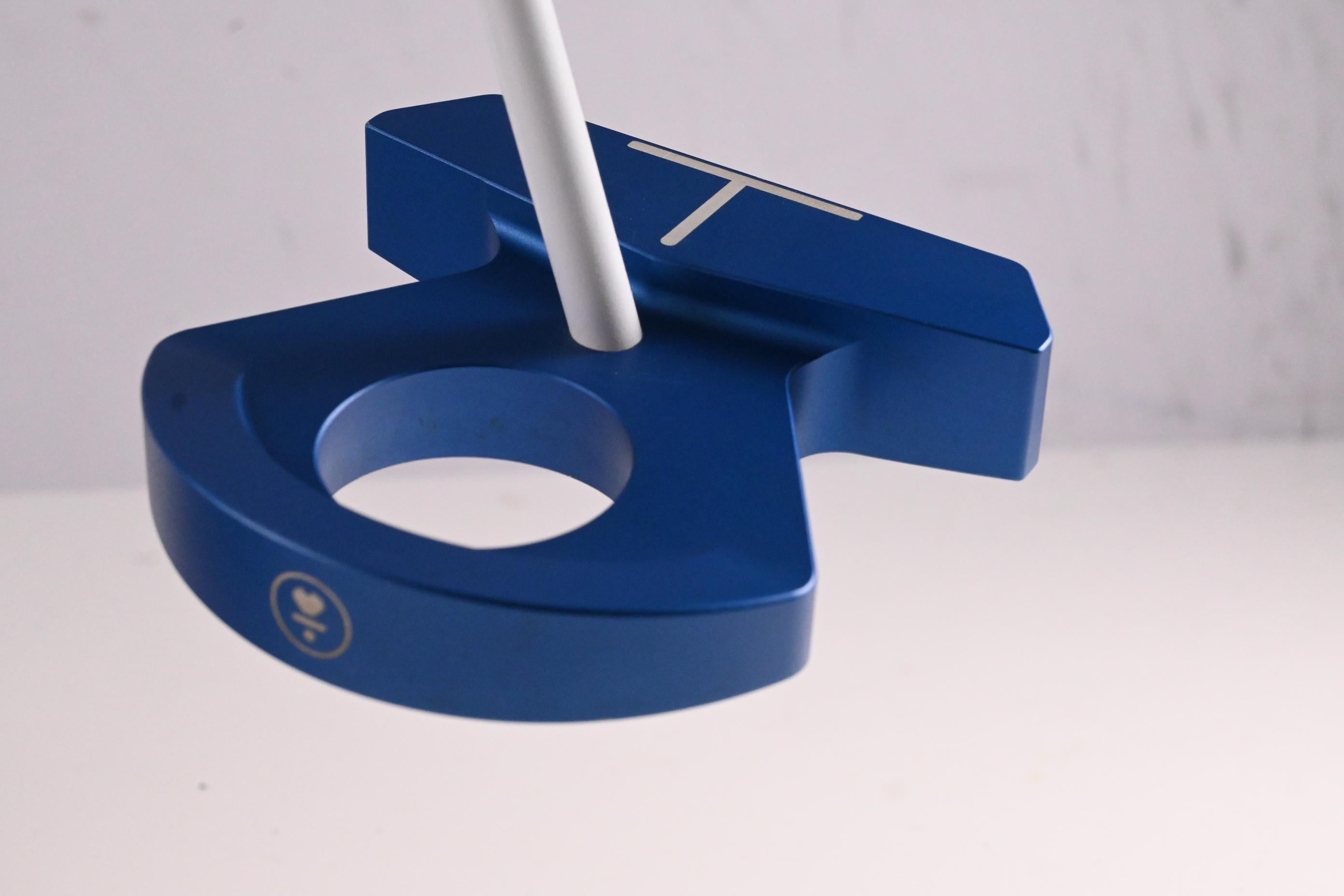 L.A.B Golf Directed Force 3 Armlock Putter / 35 Inch / Accra X L.A.B. Golf White