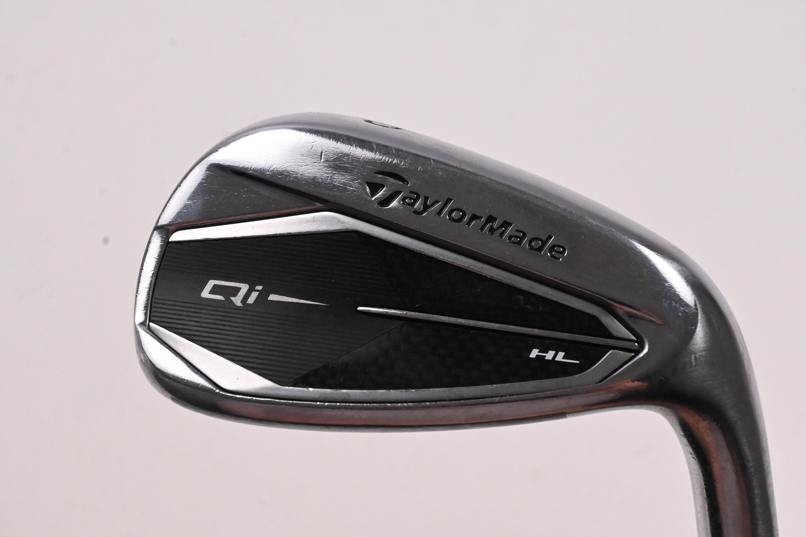Taylormade Qi Pitching Wedge / 46 Degree / Regular Flex KBS MAX MT Lite Shaft