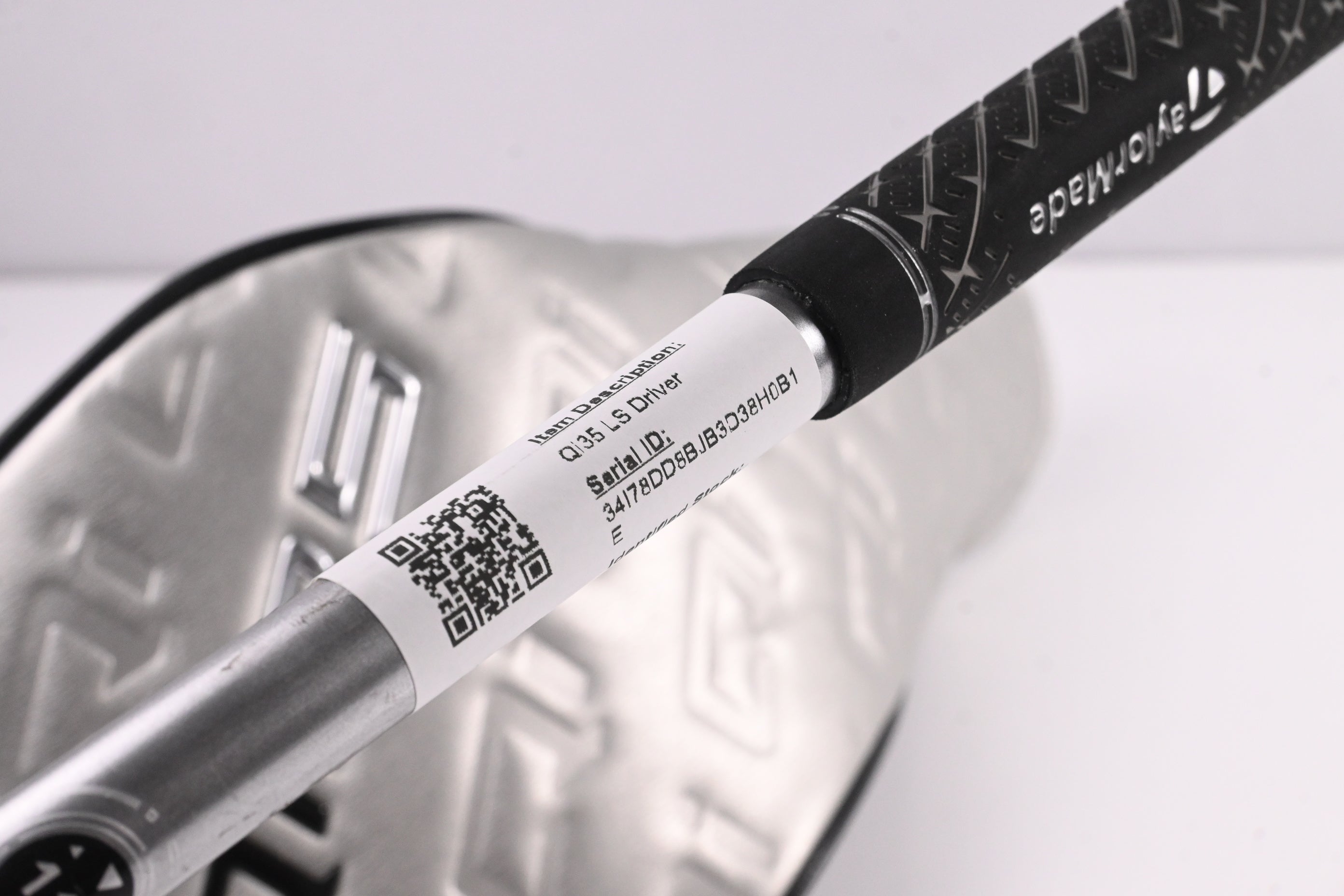 Taylormade Qi35 LS Driver / 10.5 Degree / X-Flex Aldila Rogue Silver 70 Shaft