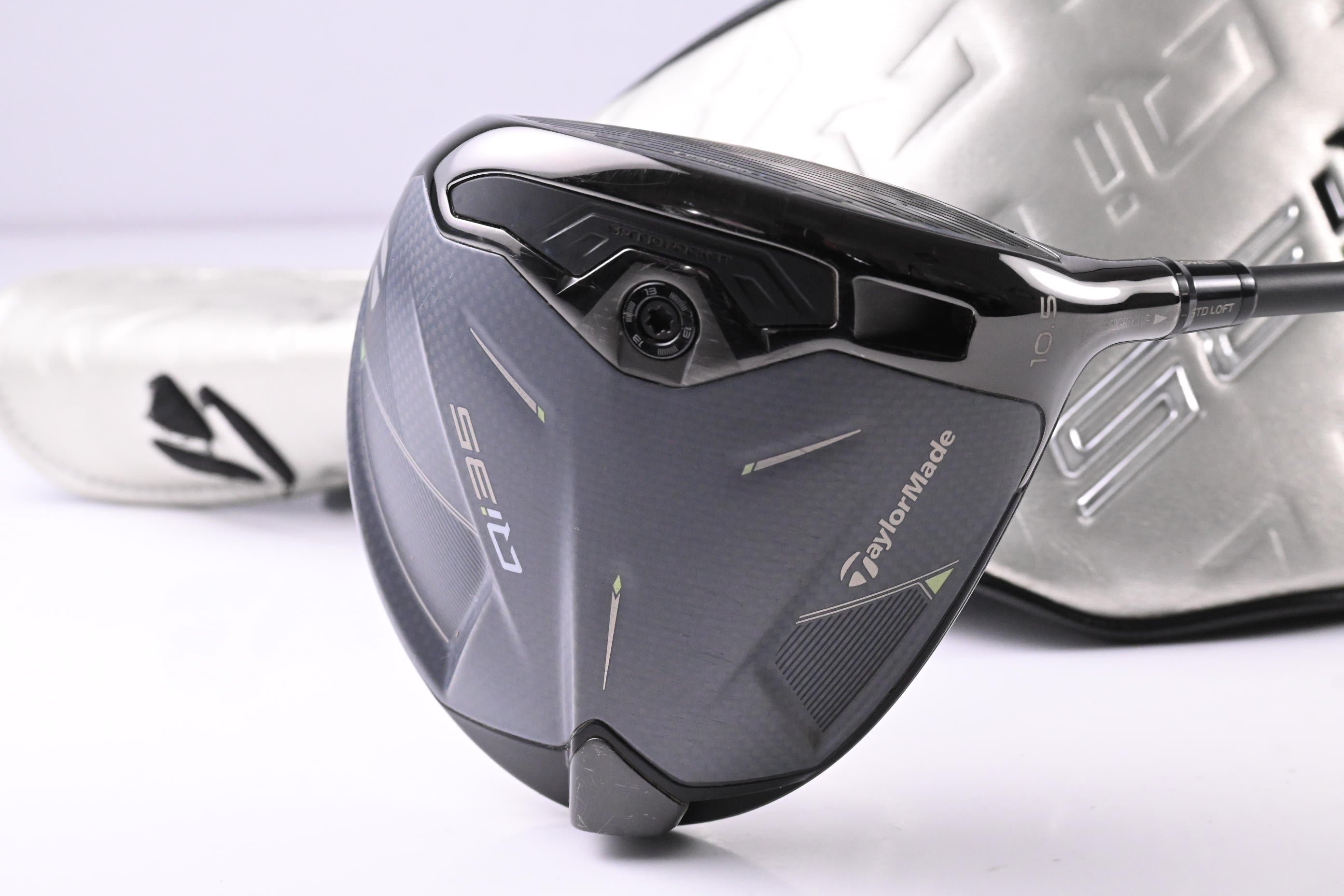 Taylormade Qi35 Driver / 10.5 Degree / Stiff Flex Cypher 2.0 50 Shaft