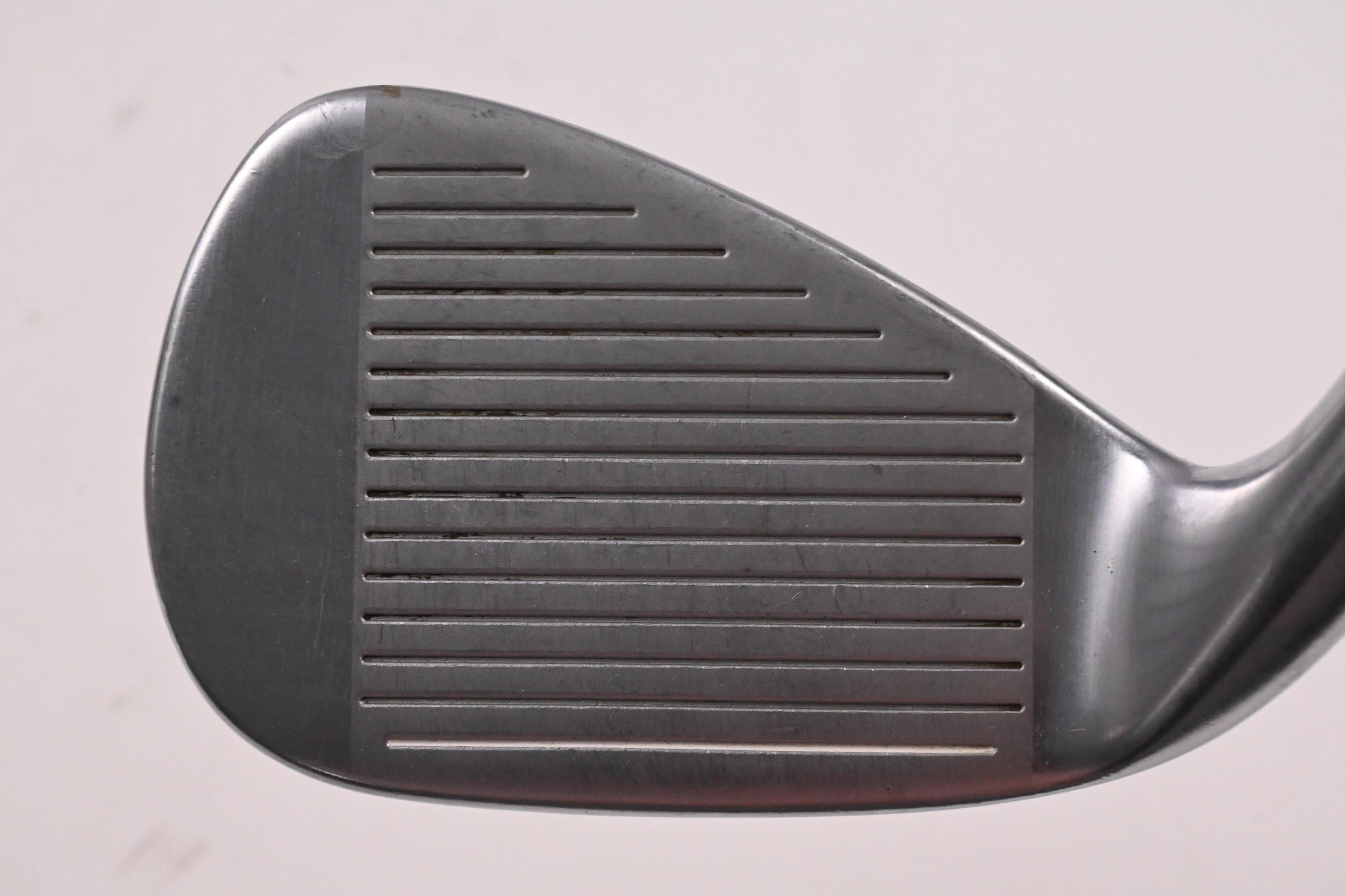 Taylormade Qi Pitching Wedge / 46 Degree / Regular Flex KBS MAX MT Lite Shaft