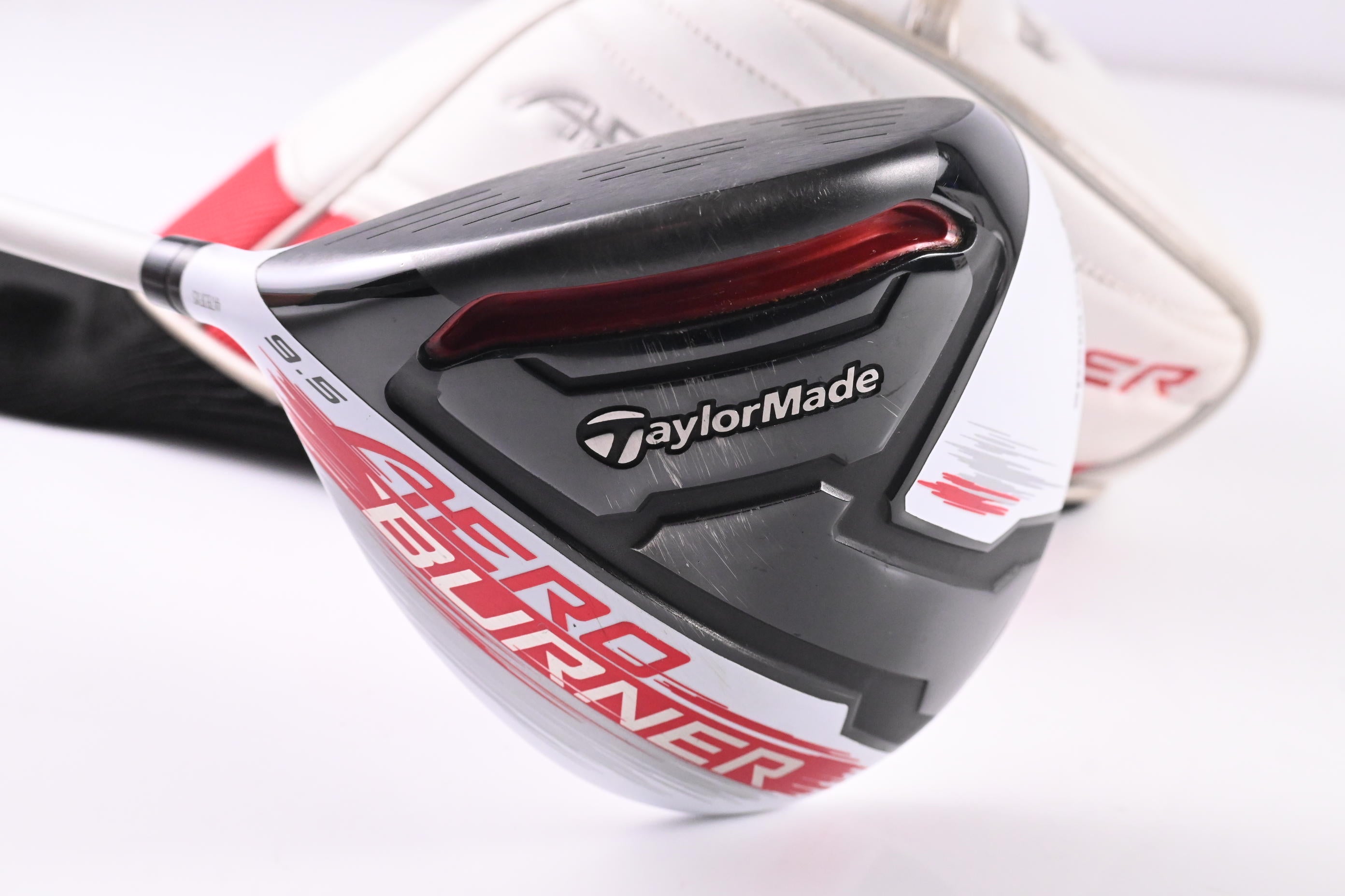 Left Hand Taylormade Aeroburner Driver / 9.5 Degree / Senior Flex Speed Rul-Z 50