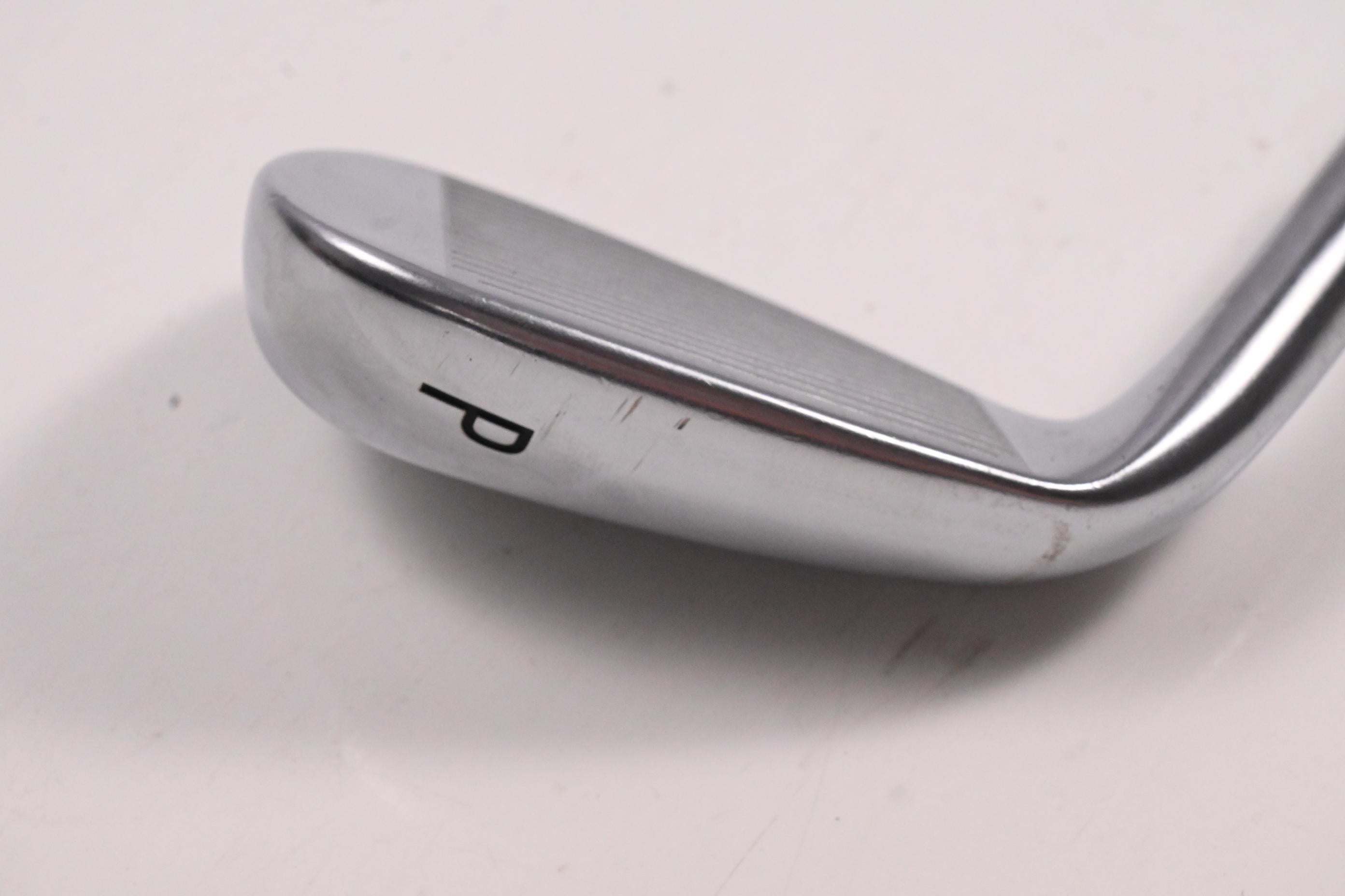 Taylormade Qi Pitching Wedge / 46 Degree / Regular Flex KBS MAX MT Lite Shaft