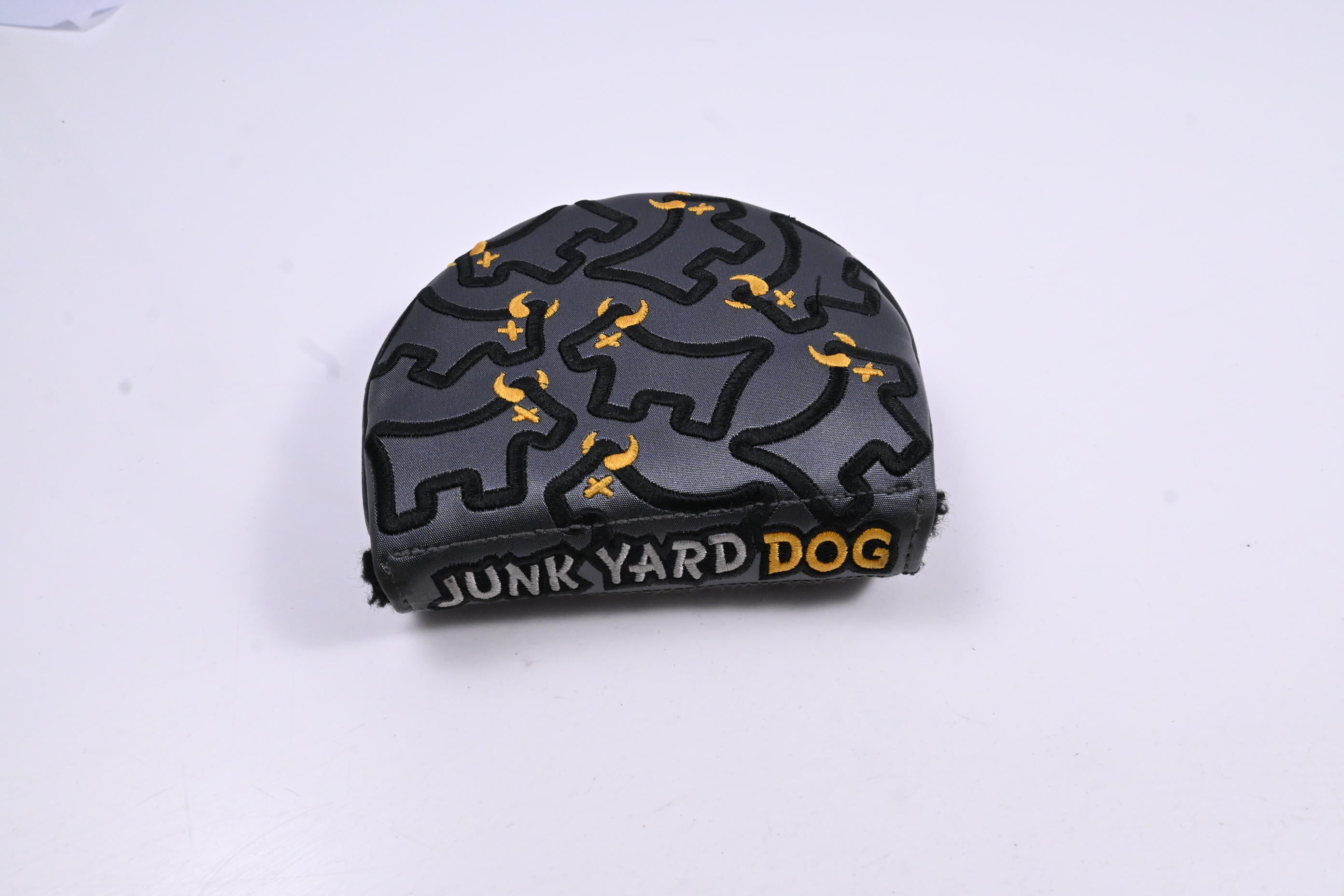 Scotty Cameron Junk Yard Dog 2018 / Putter Headcover / Mallet / Grey