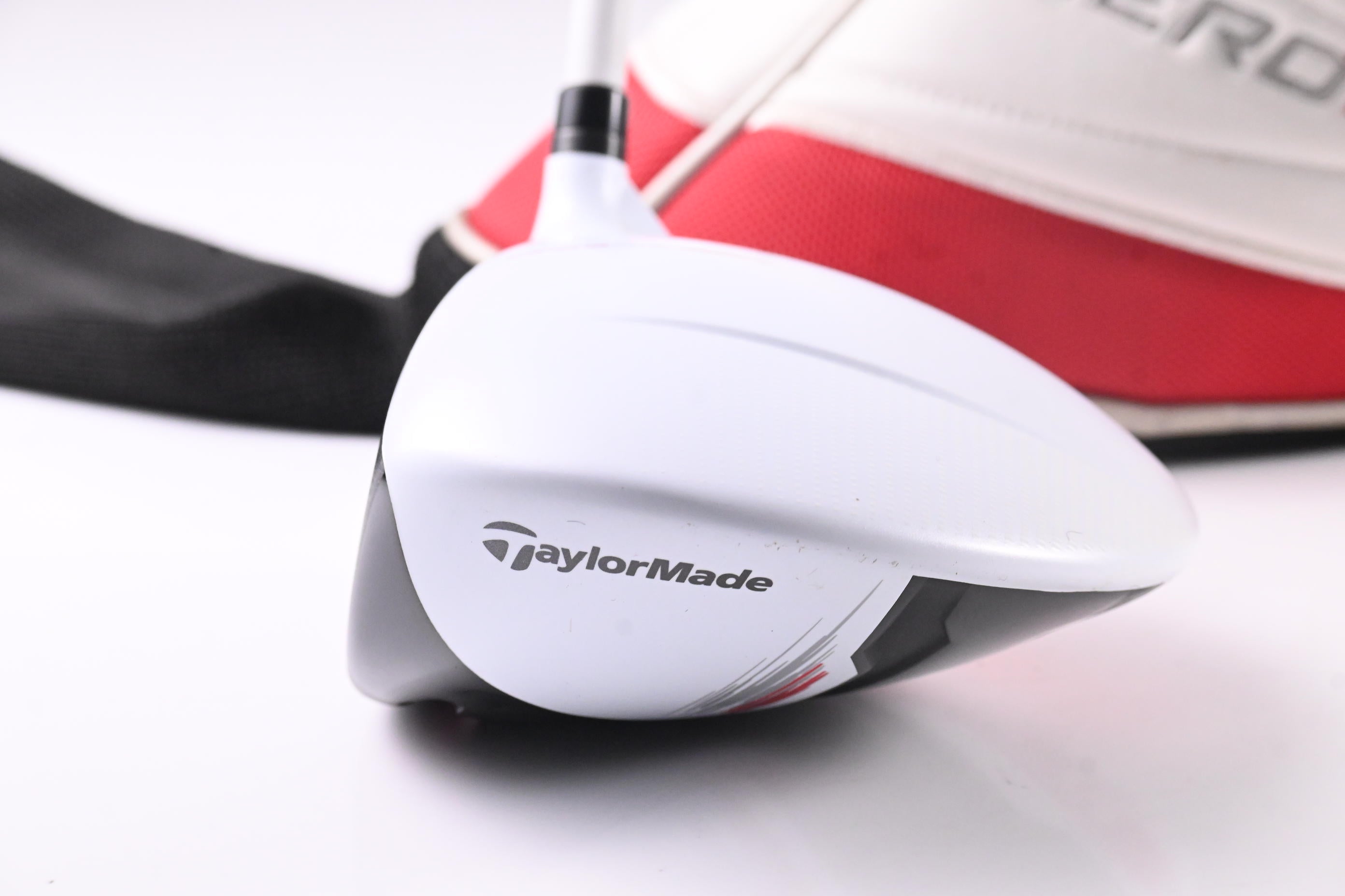Left Hand Taylormade Aeroburner Driver / 9.5 Degree / Senior Flex Speed Rul-Z 50