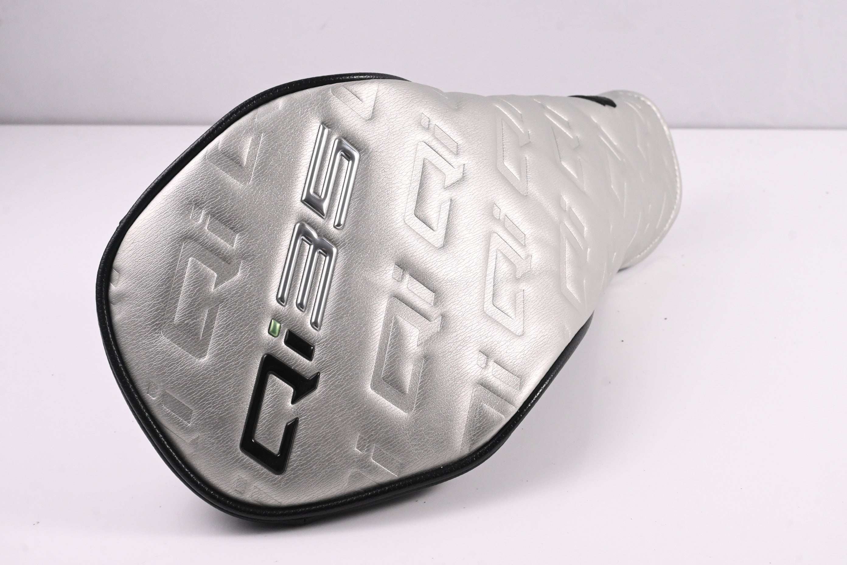 Taylormade Qi35 LS Driver / 10.5 Degree / X-Flex Aldila Rogue Silver 70 Shaft