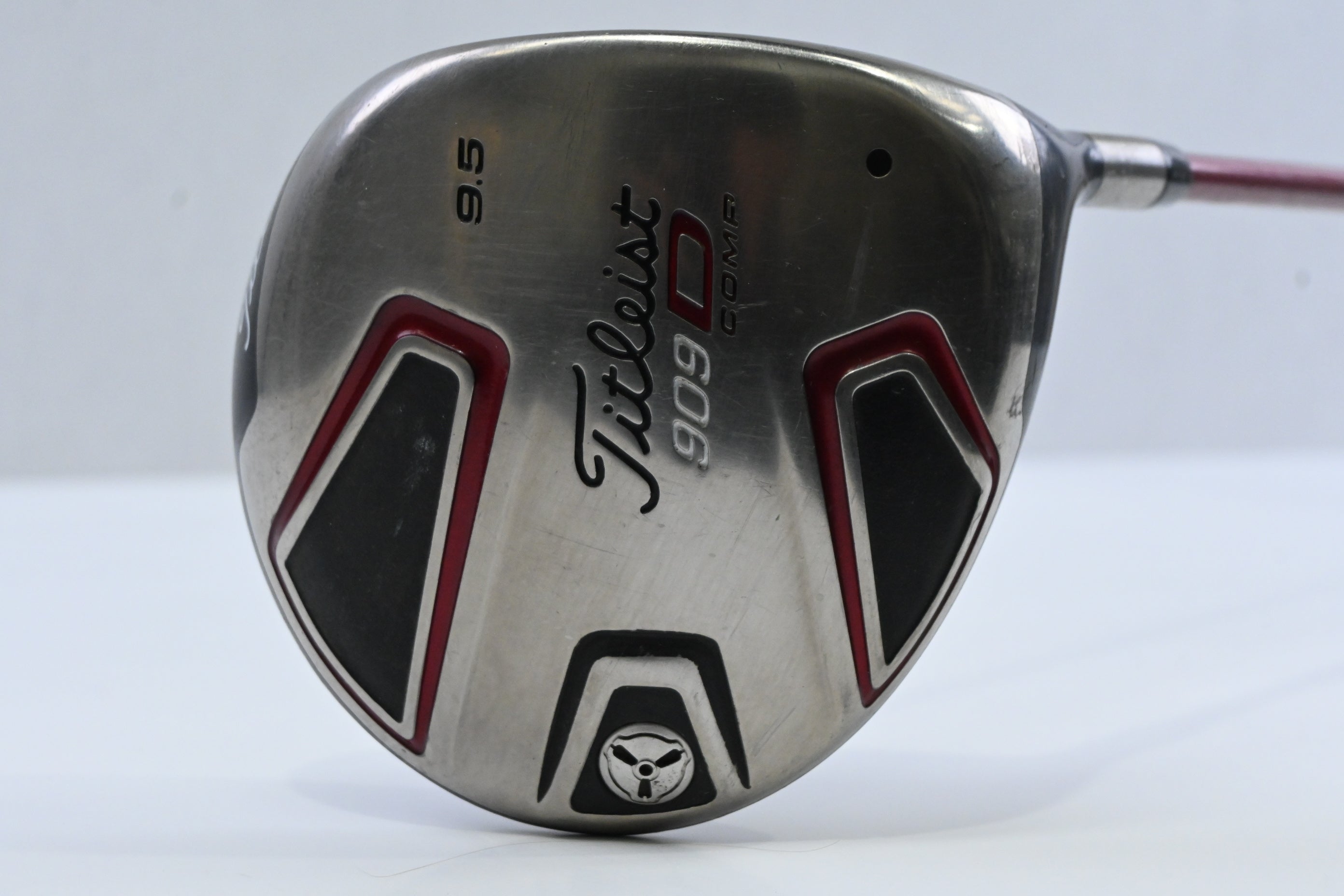 Titleist 909 D Comp Driver / 9.5 Degree / Stiff Flex Matriz Ozik Xcon-6 Shaft