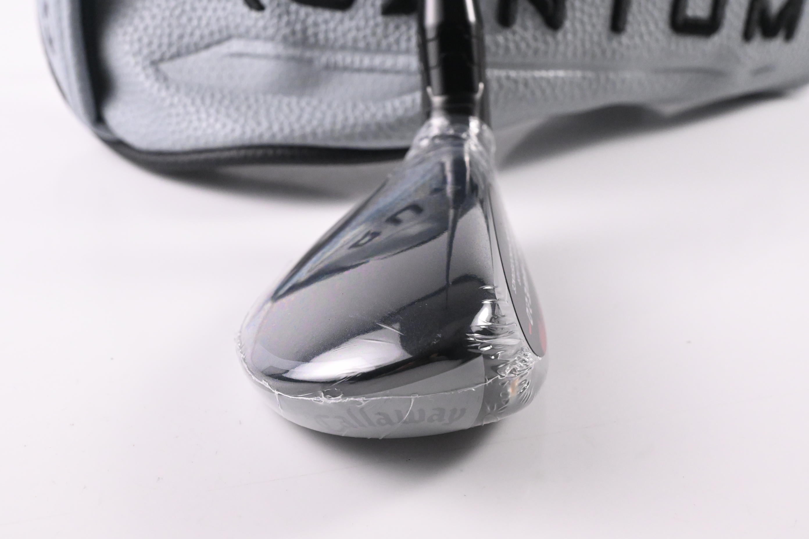 Callaway Quantum Max #4 Hybrid / 21 Degree / Regular Flex Denali Silver 60 Shaft