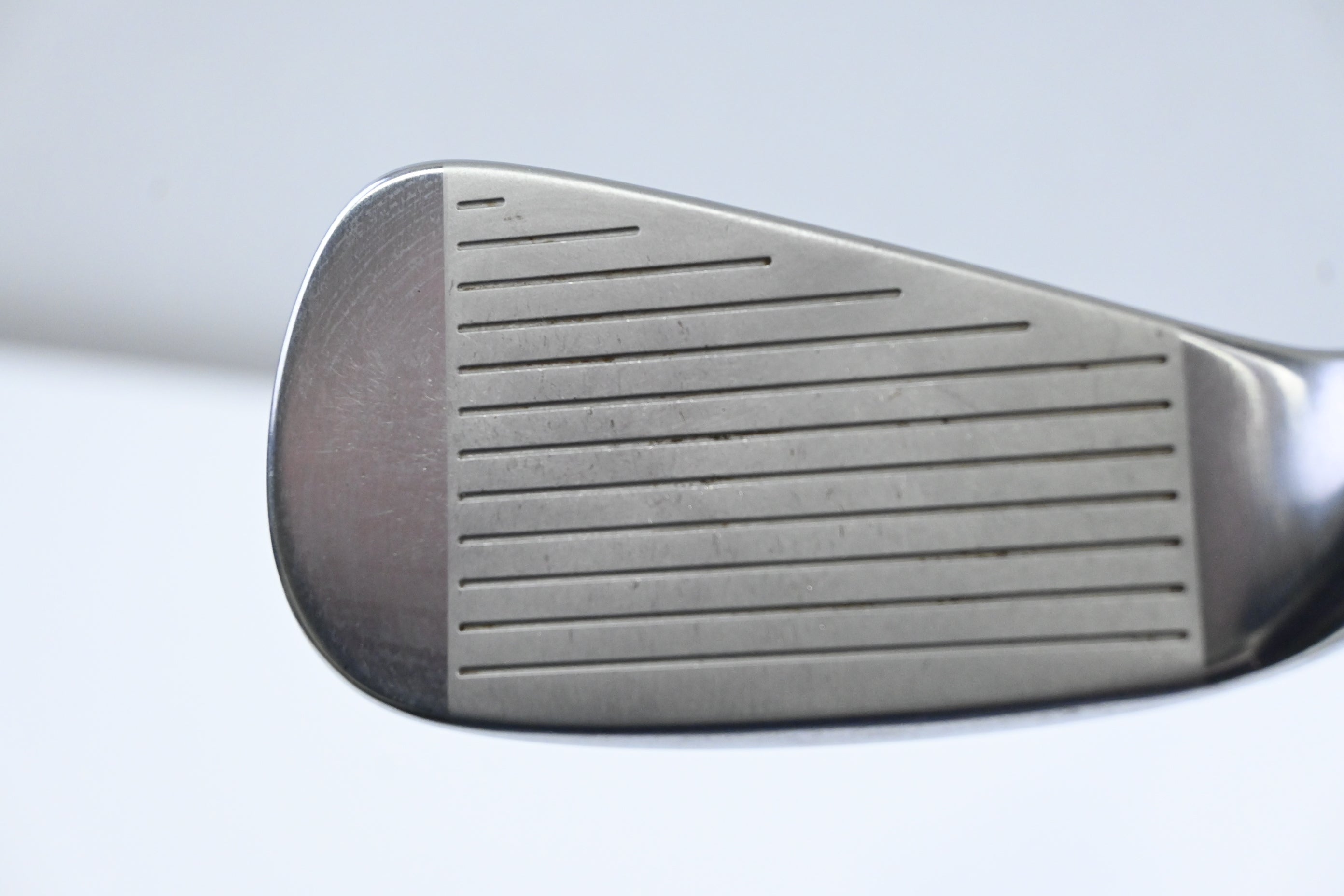 Titleist U505 #4 Utility / 22 Degree / Regular Flex Accra FX 2.0