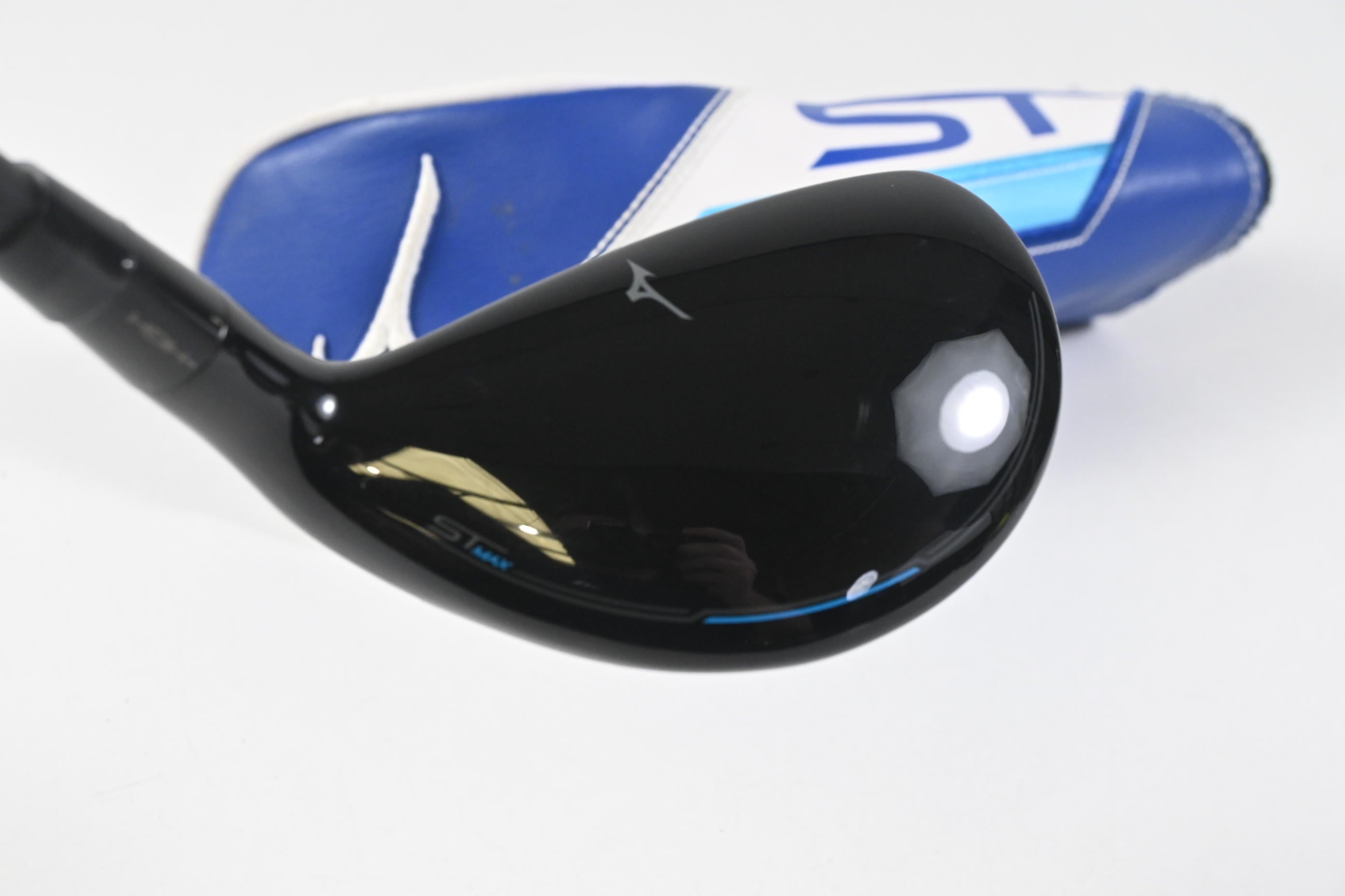 Mizuno ST-Max 230 #4 Hybrid / 22 Degree / Stiff Flex MMT Black 80 Shaft