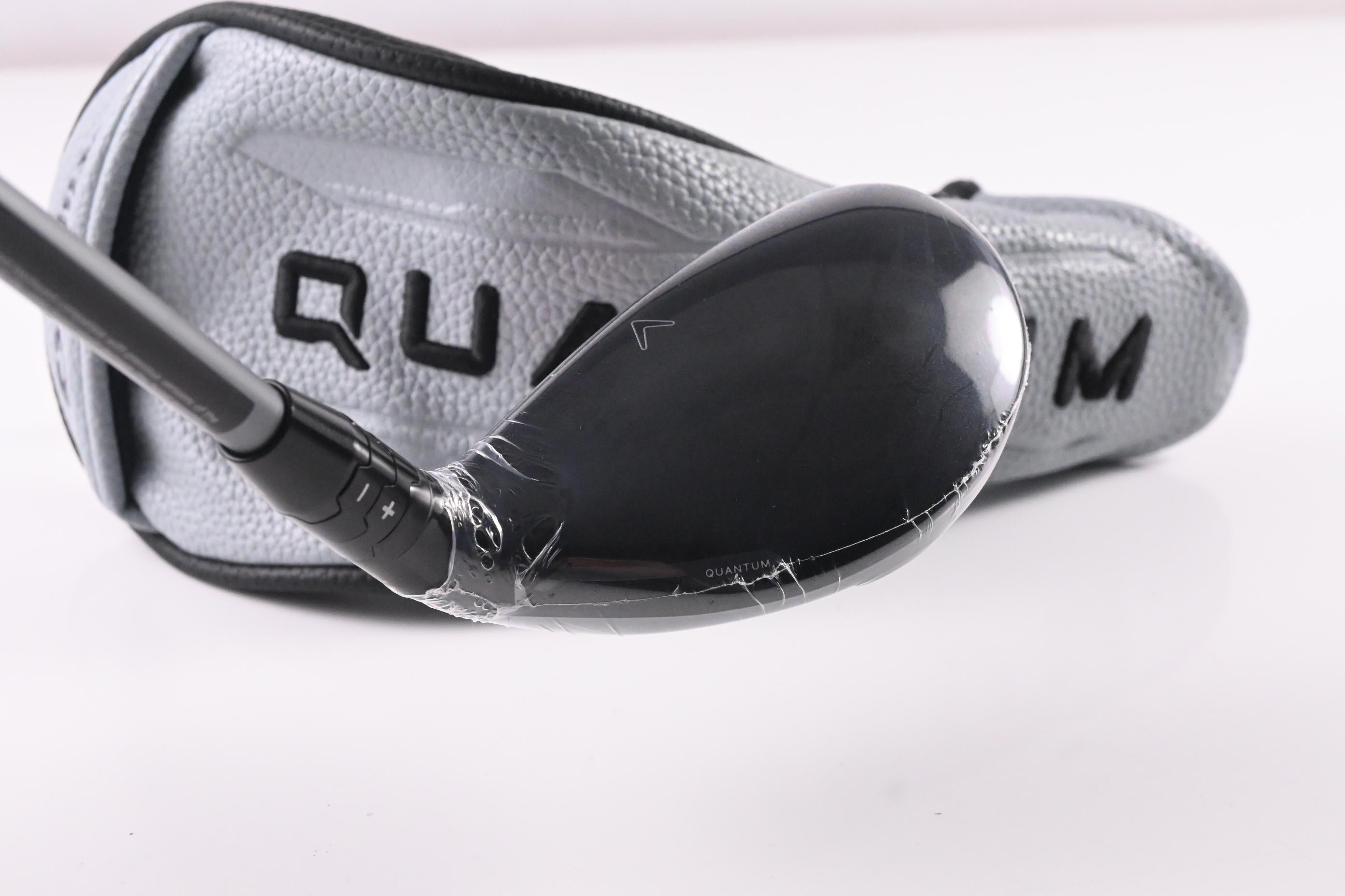 Callaway Quantum Max #4 Hybrid / 21 Degree / Regular Flex Denali Silver 60 Shaft