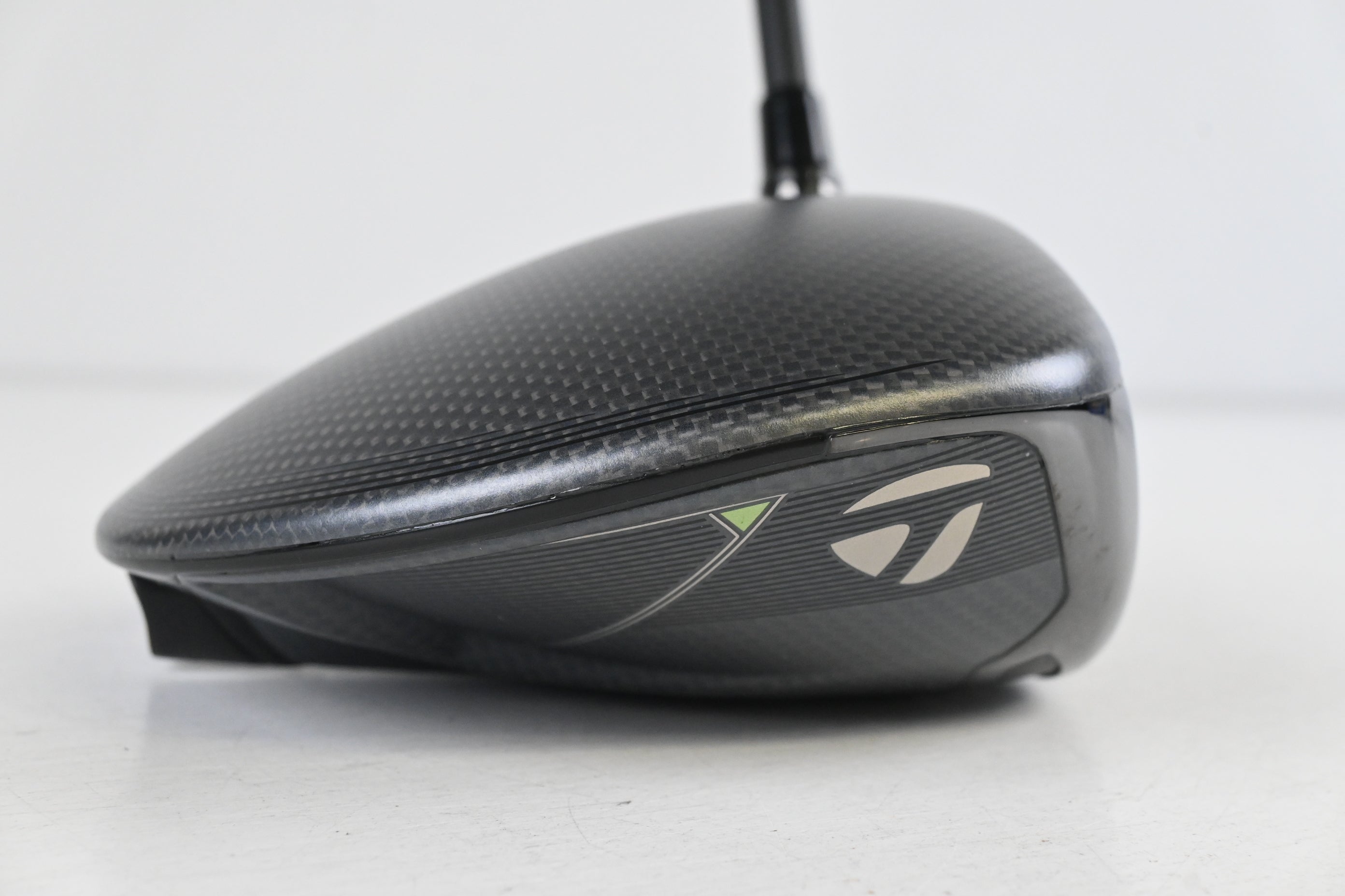 Taylormade Qi35 Max Driver / 10.5 Degree / Stiff Flex Kai'li Dark Waves Black 60