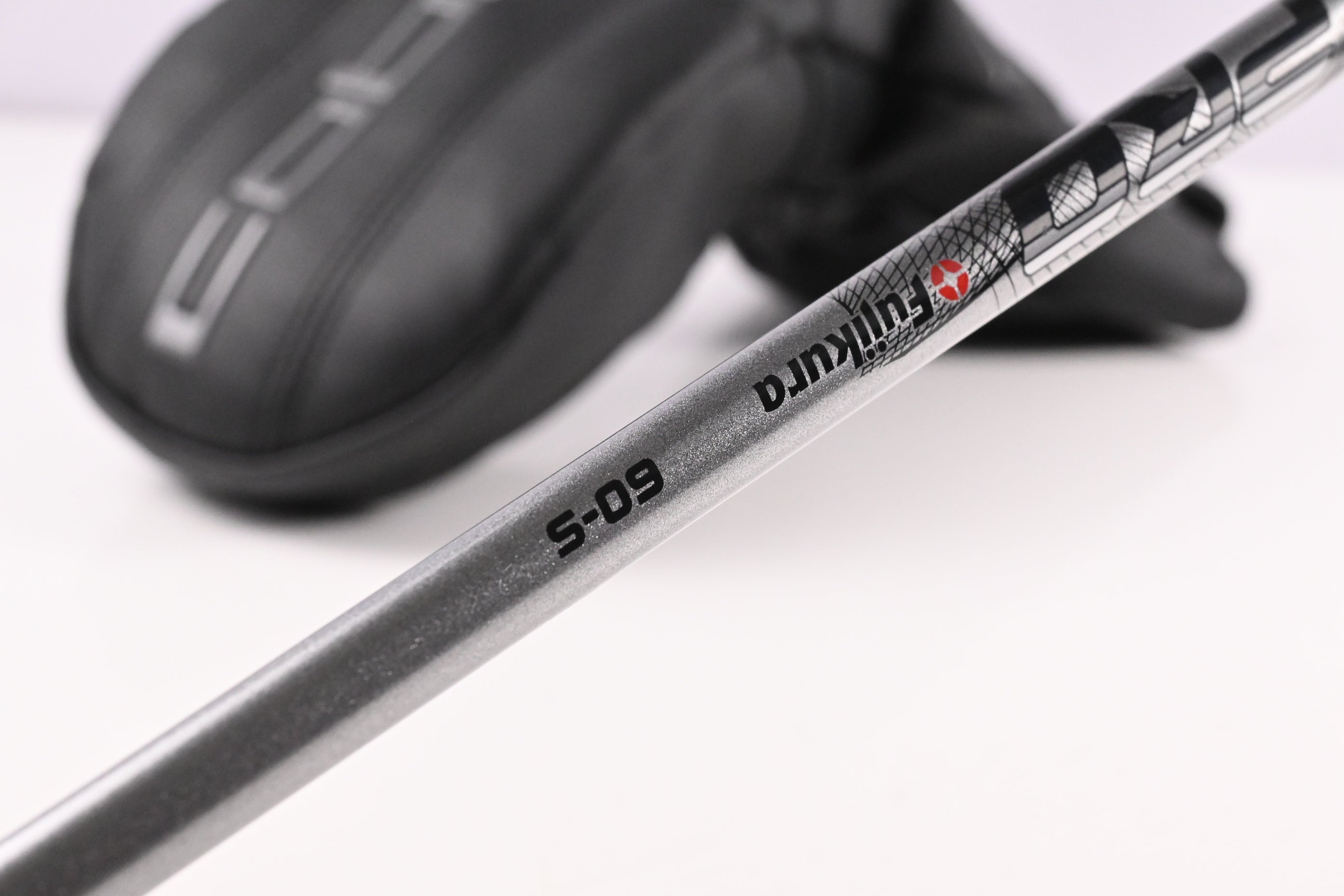 Cobra DS-Adapt LS Driver / 10.5 Degree / Stiff Flex Fujikura Pro Black 60 Shaft