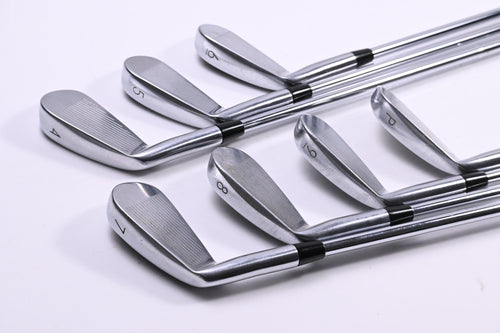 Nike Vapor Pro Combo Irons / 4-PW / Stiff Flex Dynamic Gold Pro S300 Shafts