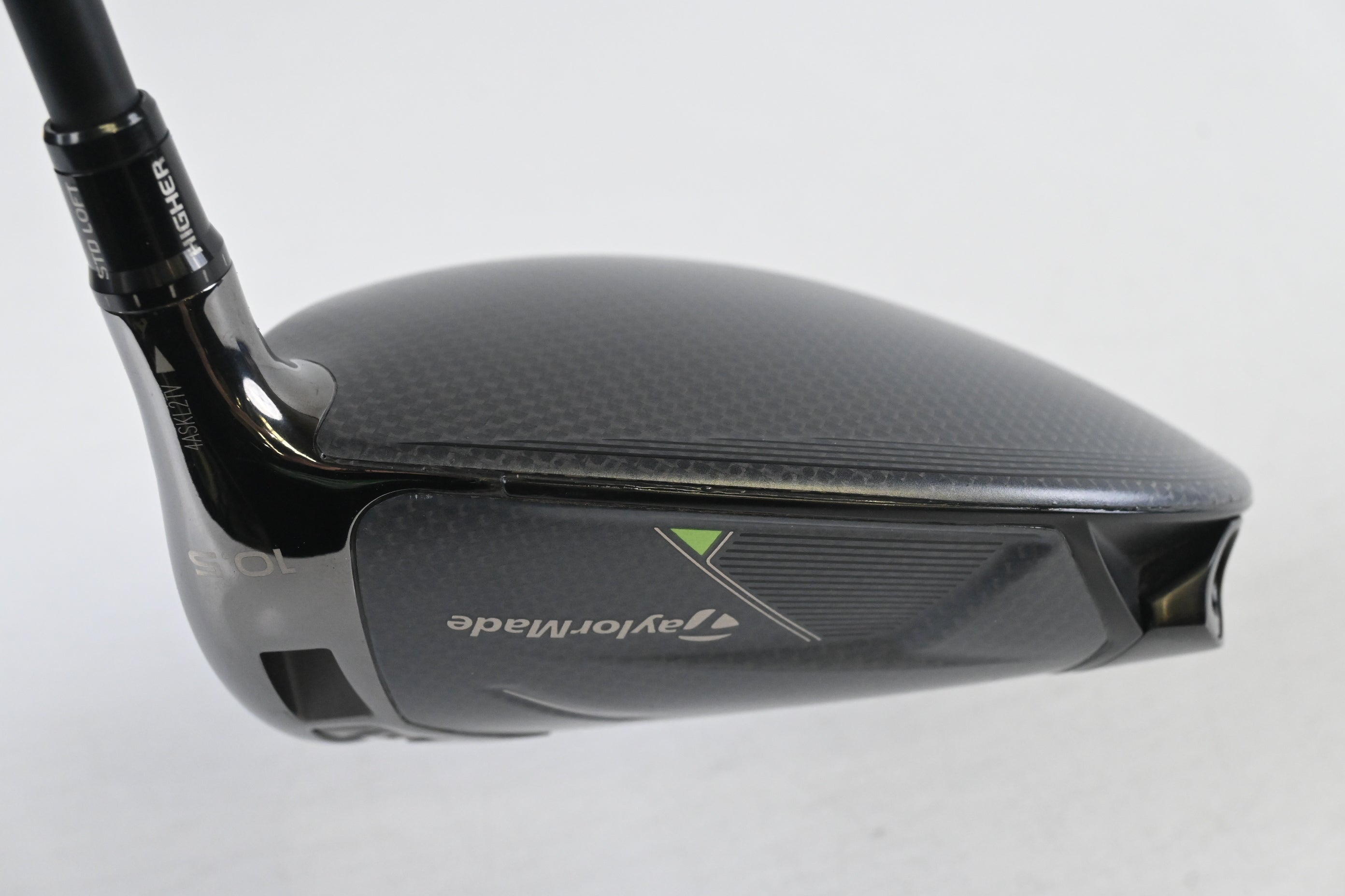 Taylormade Qi35 Max Driver / 10.5 Degree / Stiff Flex Kai'li Dark Waves Black 60