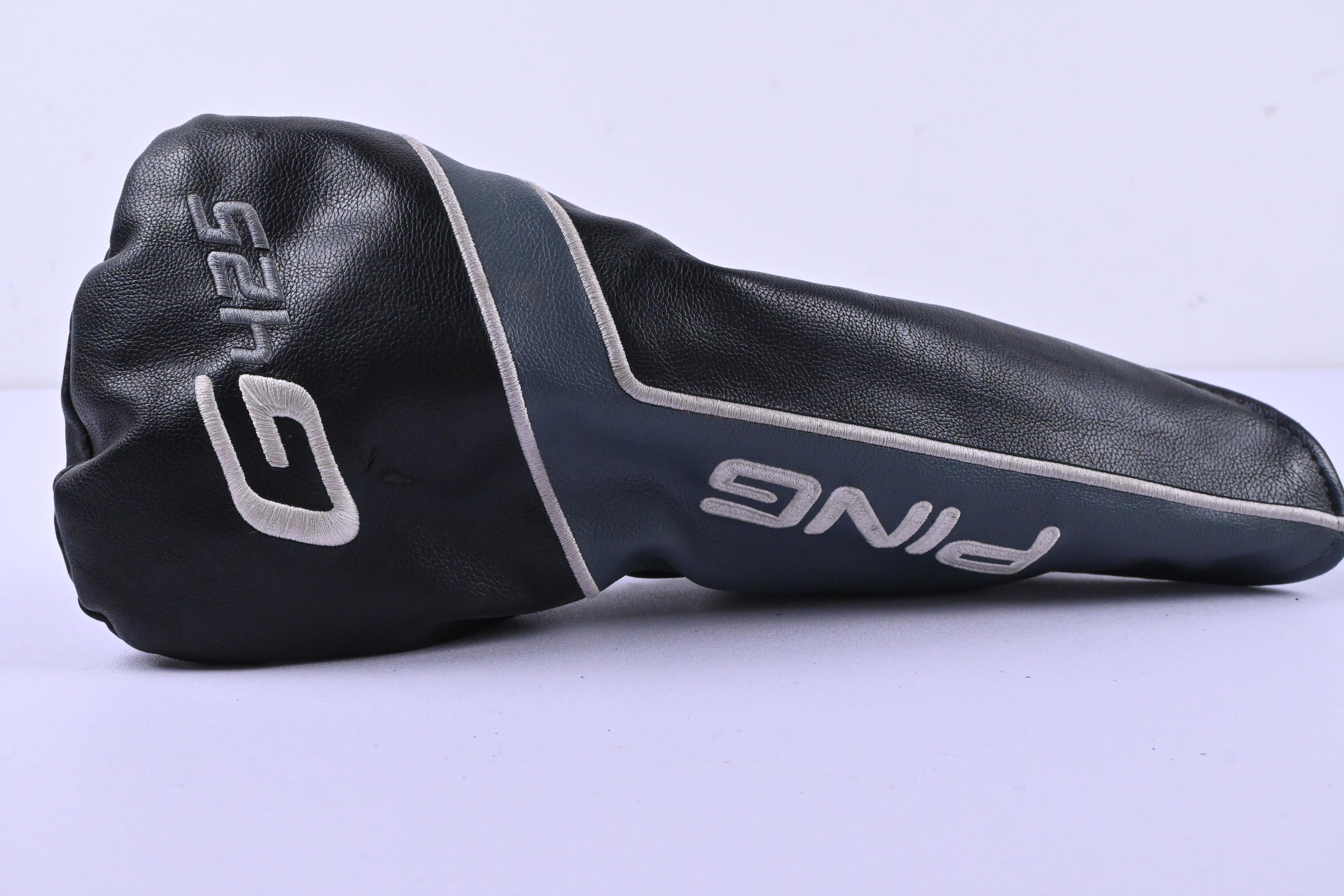 Ping G425 SFT Driver / 10.5 Degree / Regular Flex Fujikura Ventus Blue 5 Shaft