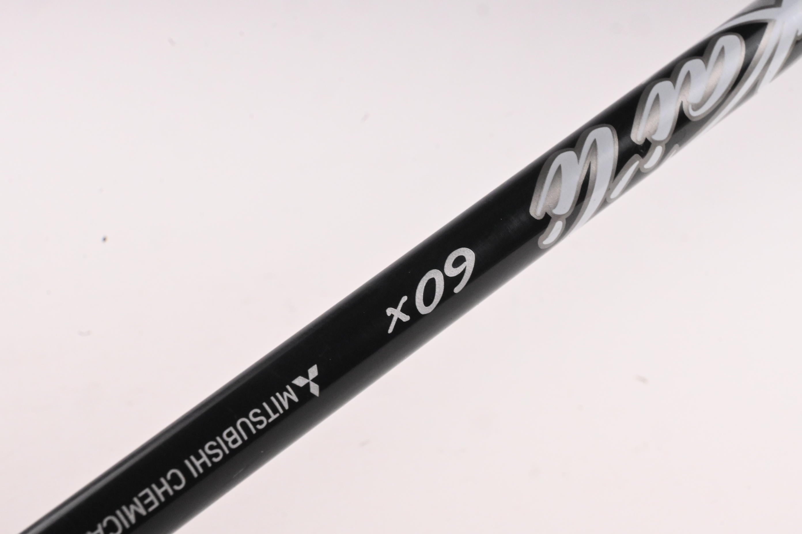 Cobra Aerojet LS Driver / 10.5 Degree / X-Flex Kai'Li White 60 Shaft