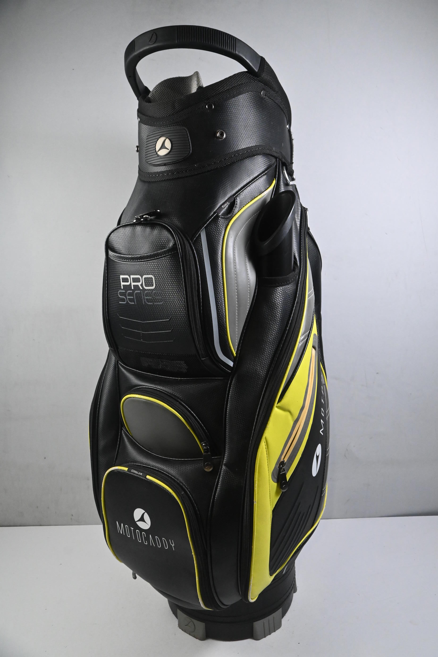 Motocaddy Pro Series Cart Bag / 14-Way Divider / Black, Yellow & Grey