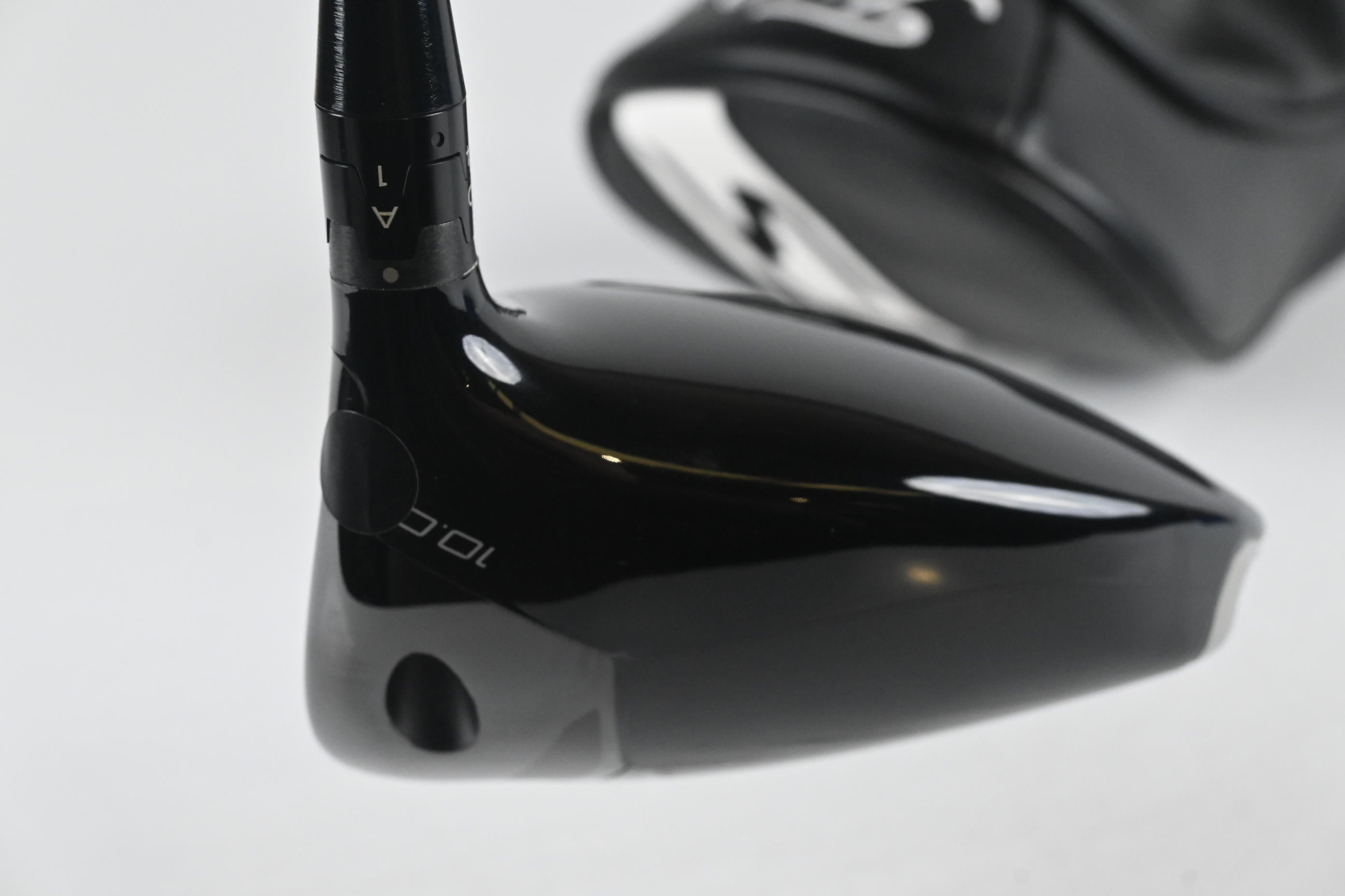Titleist GTS2 Driver / 10 Degree / Stiff Flex Project X Titan Black 60 Shaft