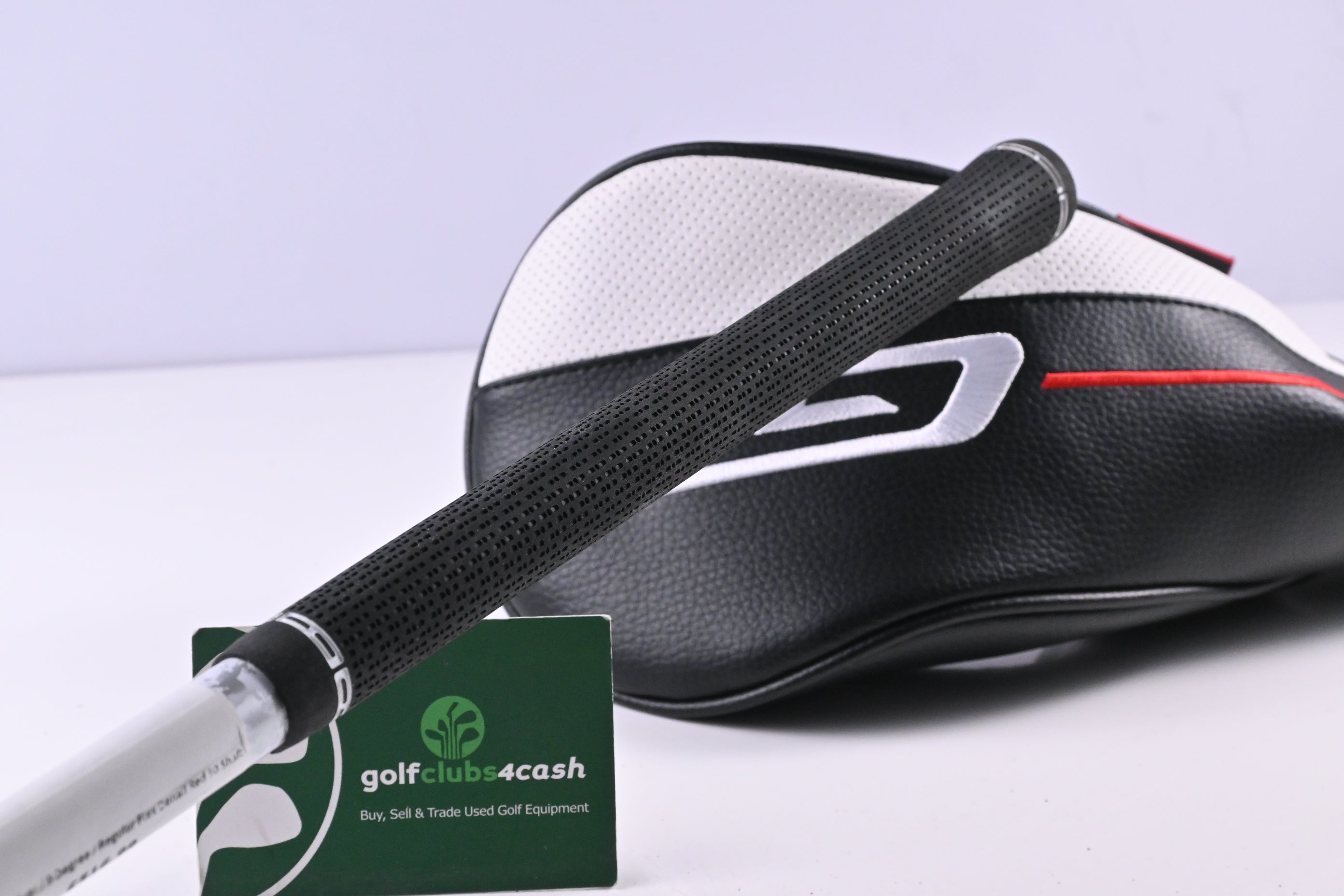 Titleist GT3 Driver / 9 Degree / Regular Flex Denali Red 50 Shaft