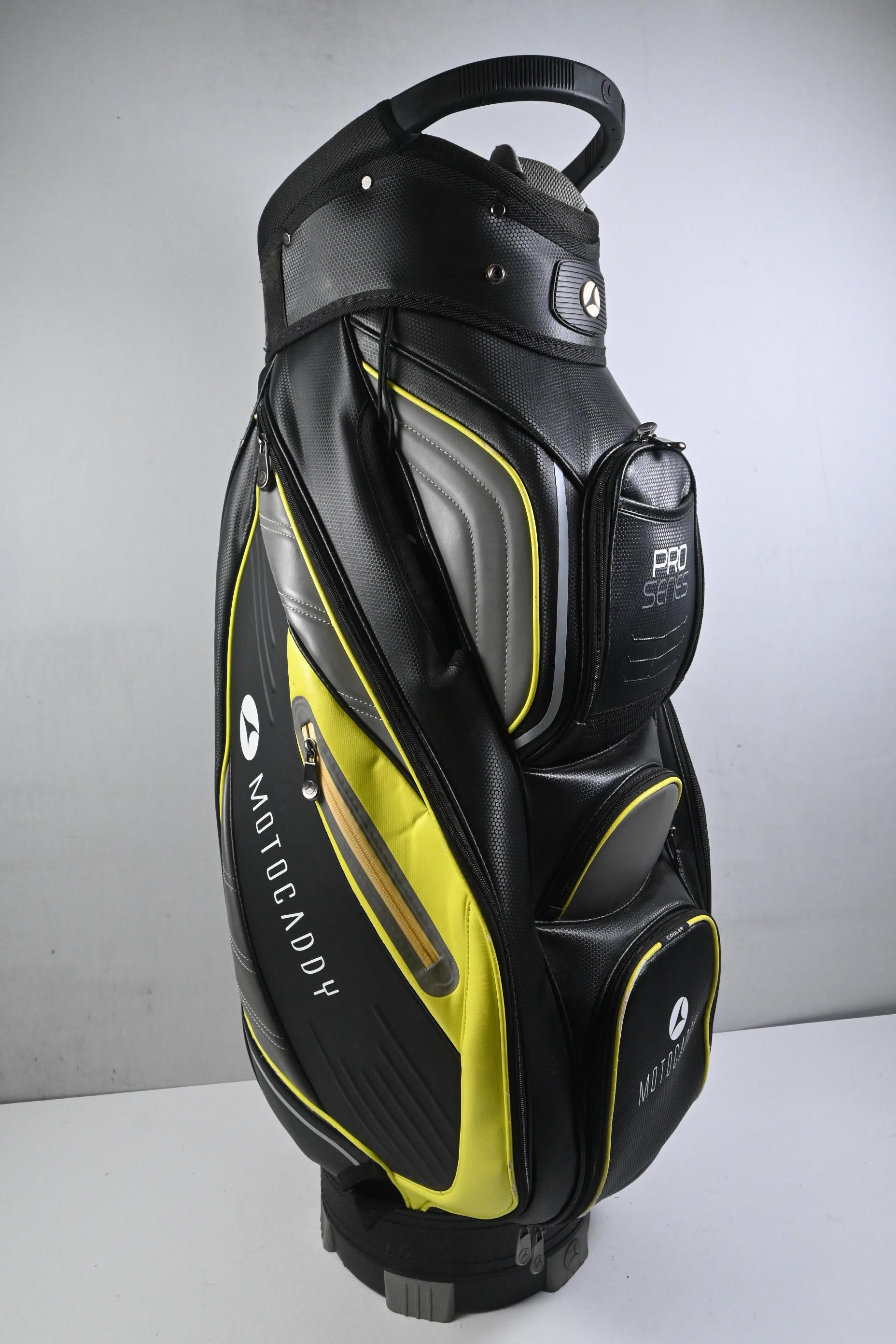 Motocaddy Pro Series Cart Bag / 14-Way Divider / Black, Yellow & Grey