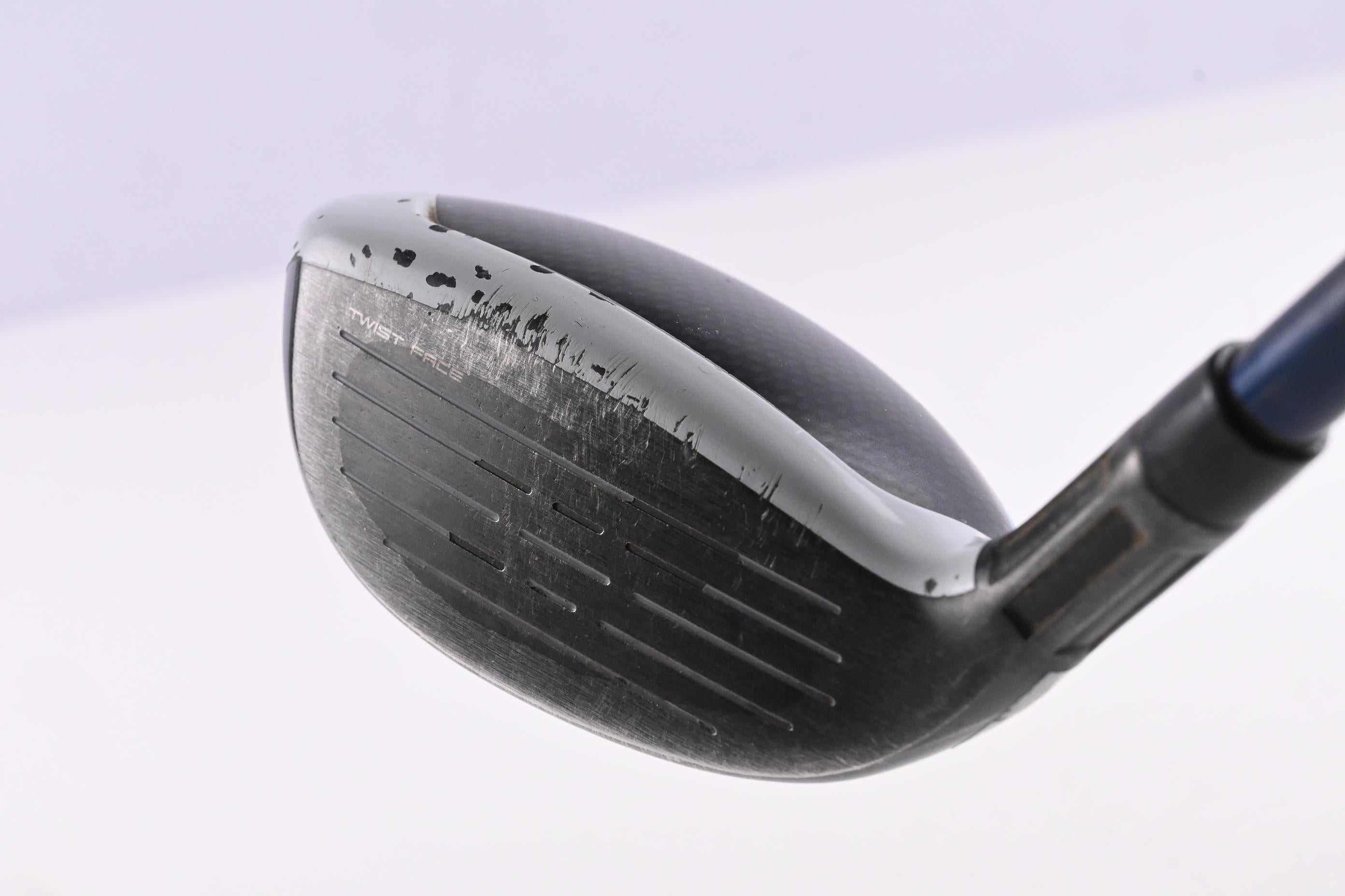 Taylormade SIM2 Max #4 Hybrid / 22 Degree / Regular Flex Ventus Blue 6 Shaft