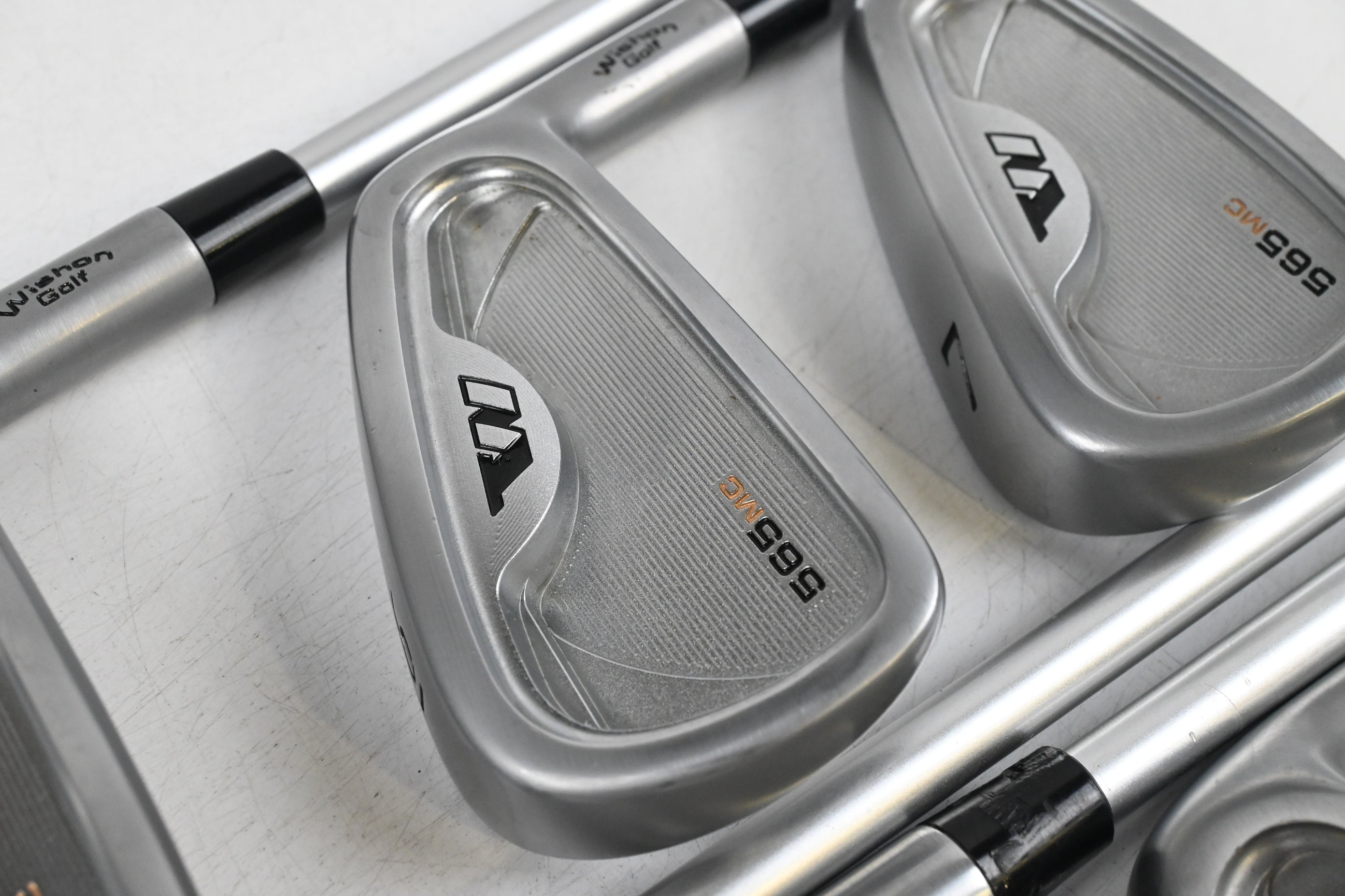 Wishon 565MC Forged Irons / 5-PW+GW / Regular Flex Wishon S25 75 Shafts