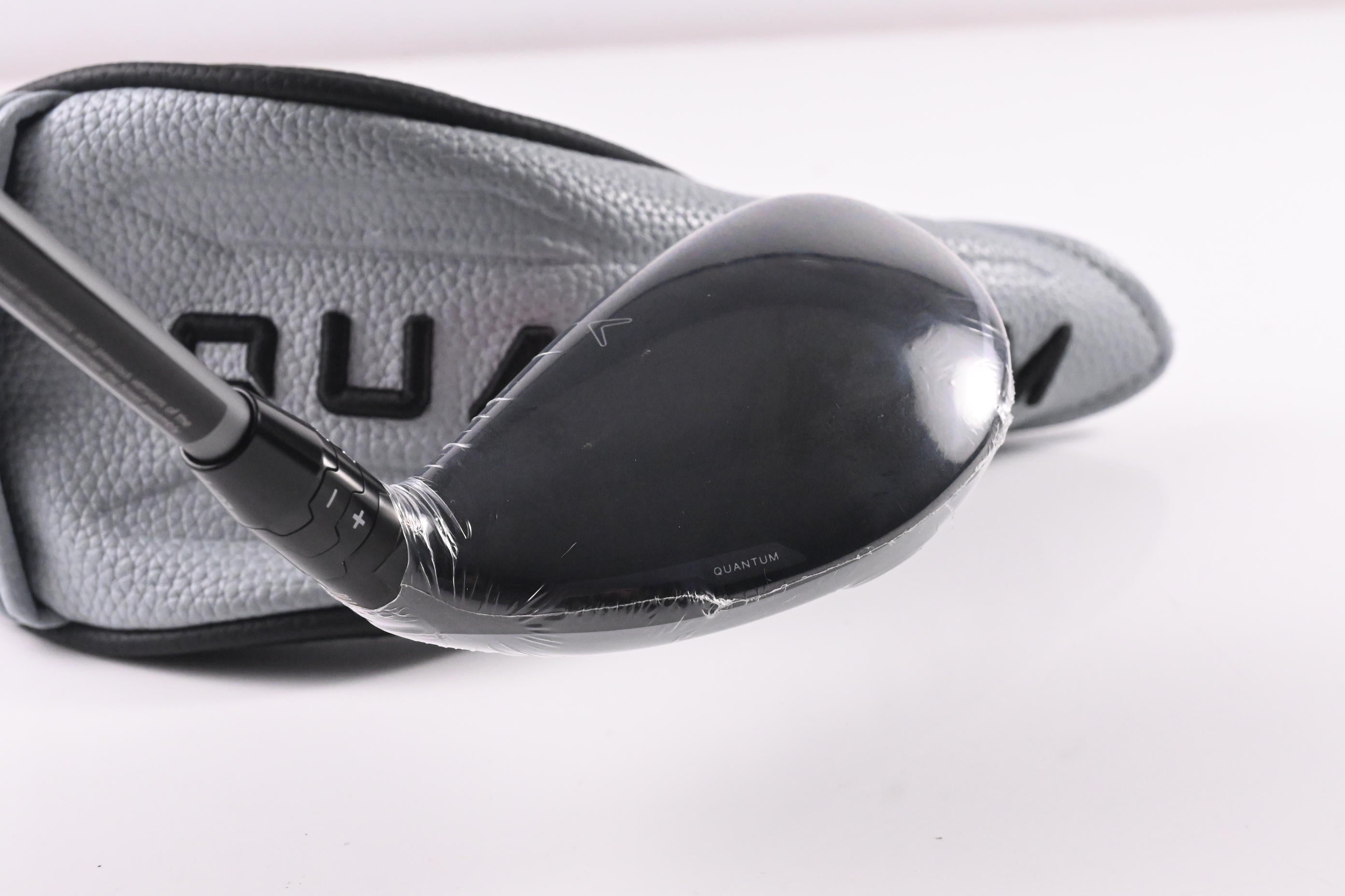 Callaway Quantum Max OS #5 Hybrid / 23 Degree / Regular Flex Denali Silver 60