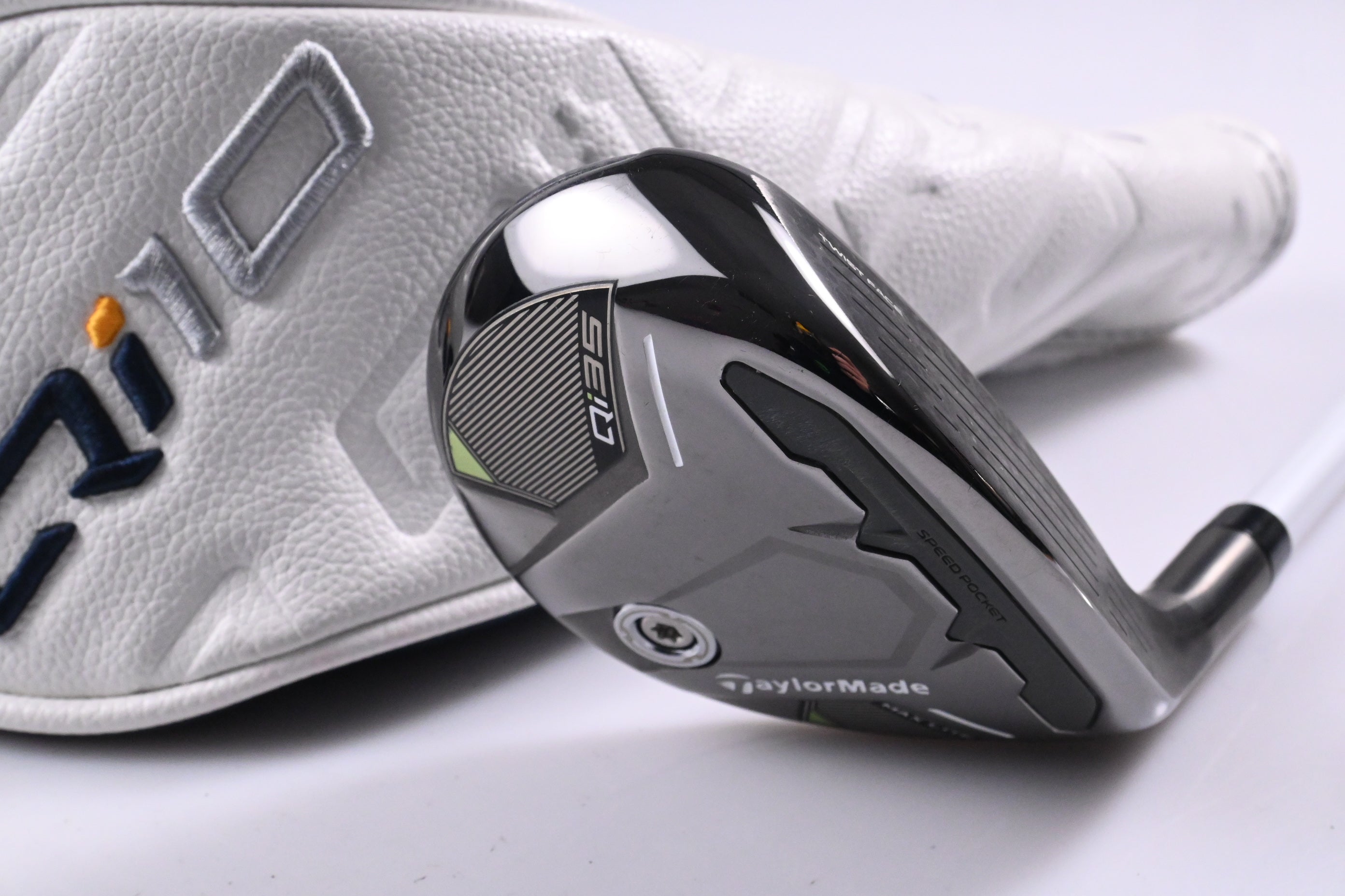 Ladies Taylormade Qi35 Max Lite #5 Hybrid / 27 Degree / Ladies Flex Air Speeder