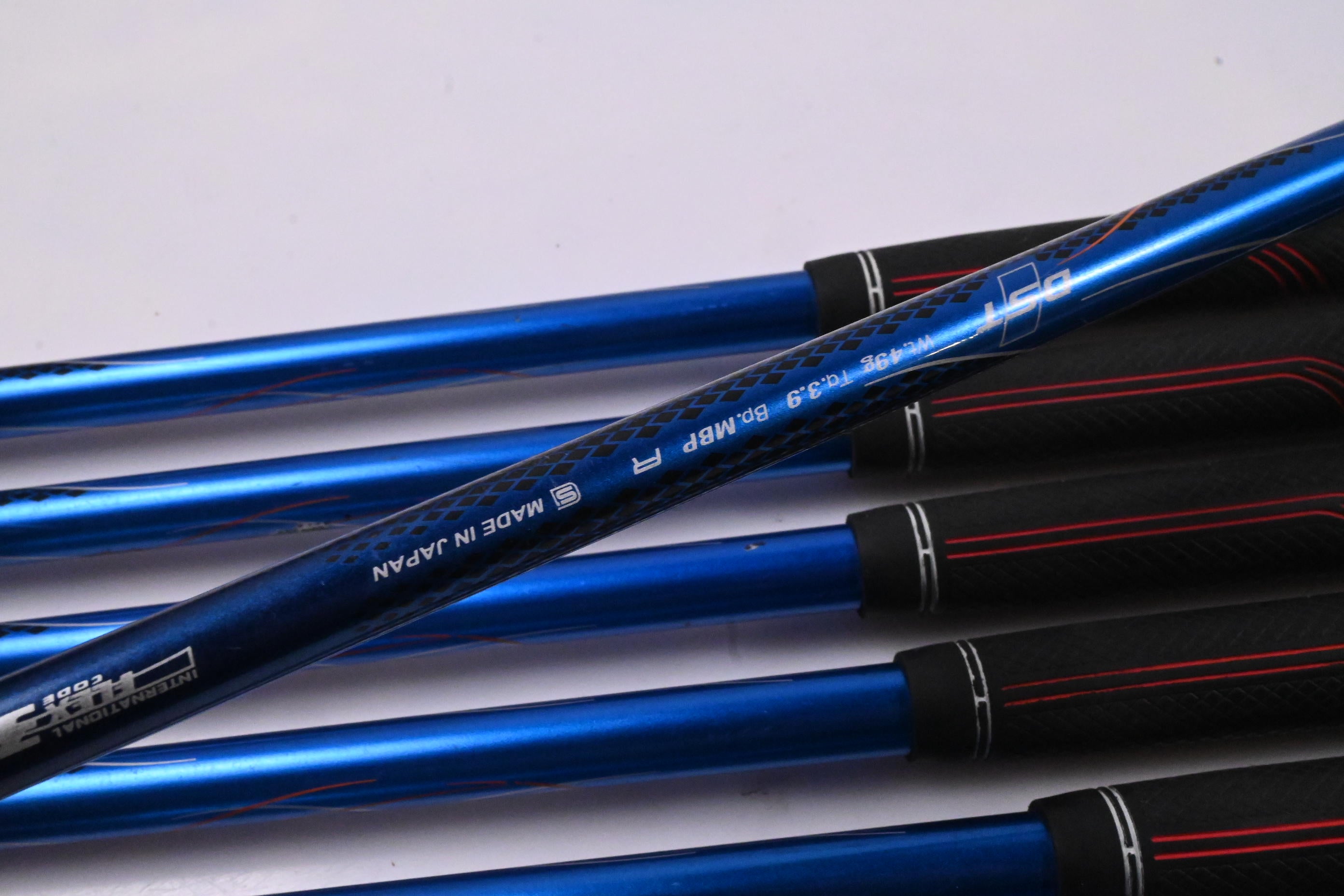 XXIO X Irons / 6-PW+GW+SW / Regular Flex XXIO MP 1000 49 Shafts