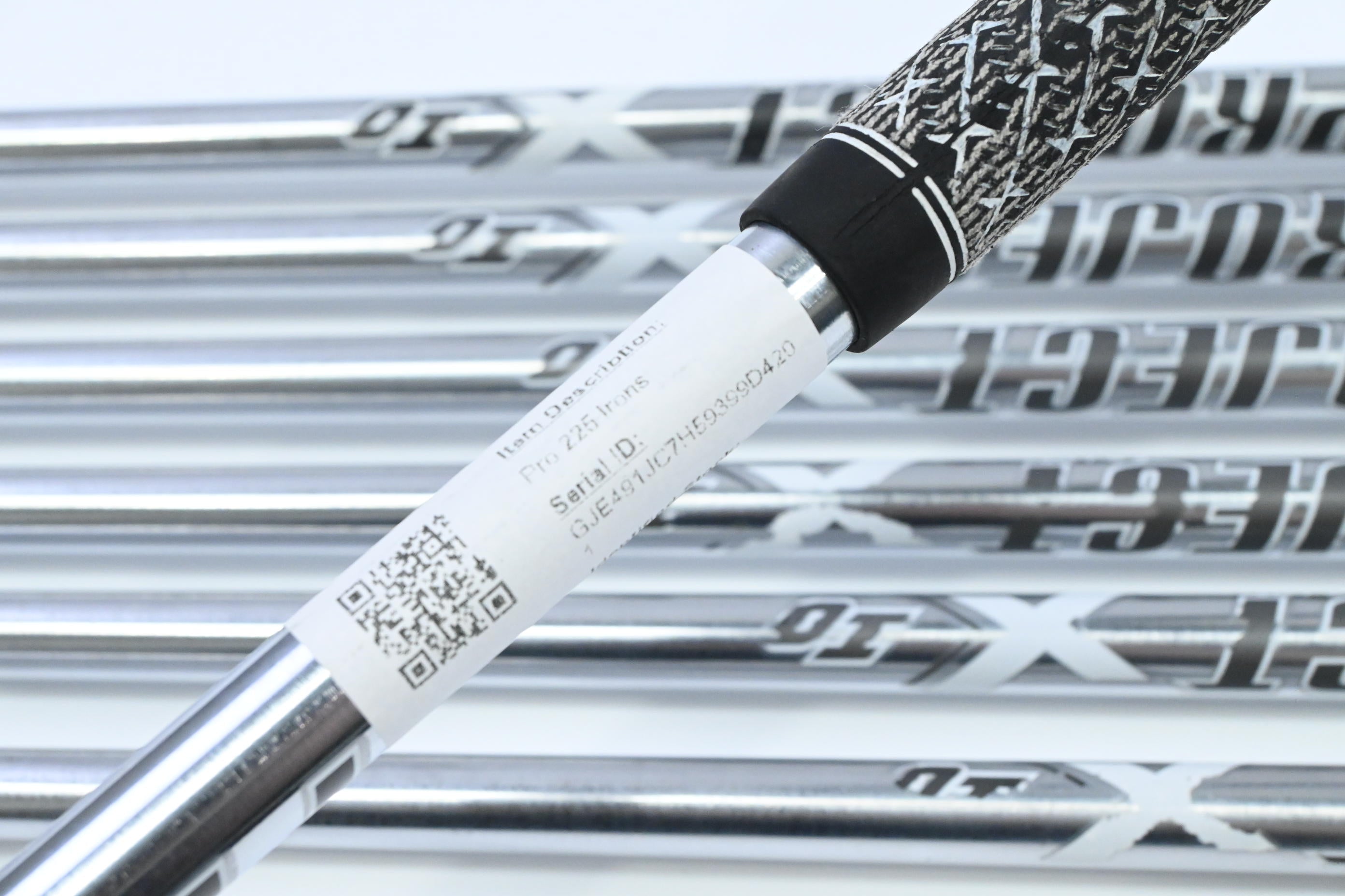 Mizuno Pro 225 Irons / 4-PW / Stiff Flex Project X IO 110 Shafts