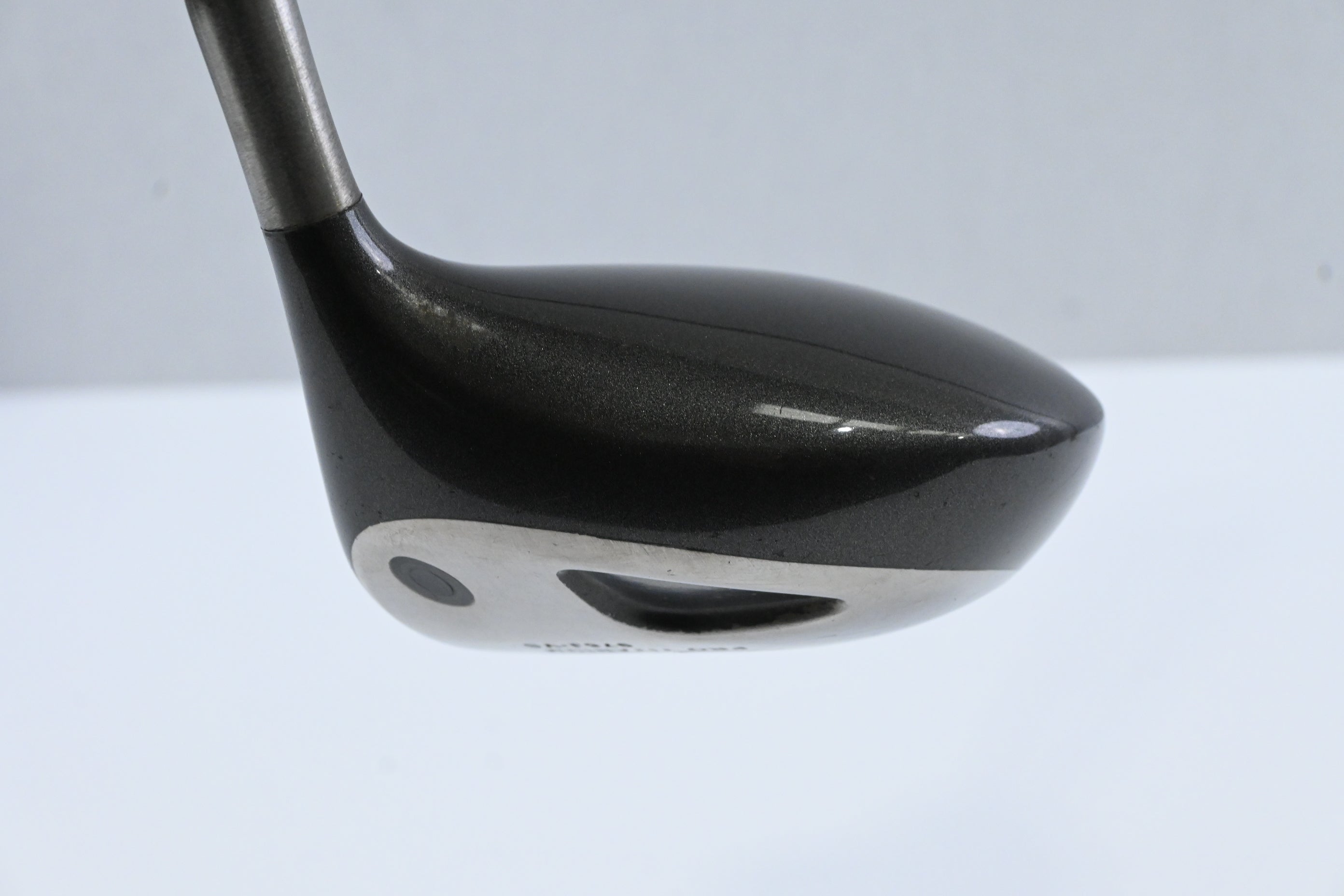 Titleist 975 J Driver / 8.5 Degree / Stiff Flex Graphite Design YS-6 Shaft