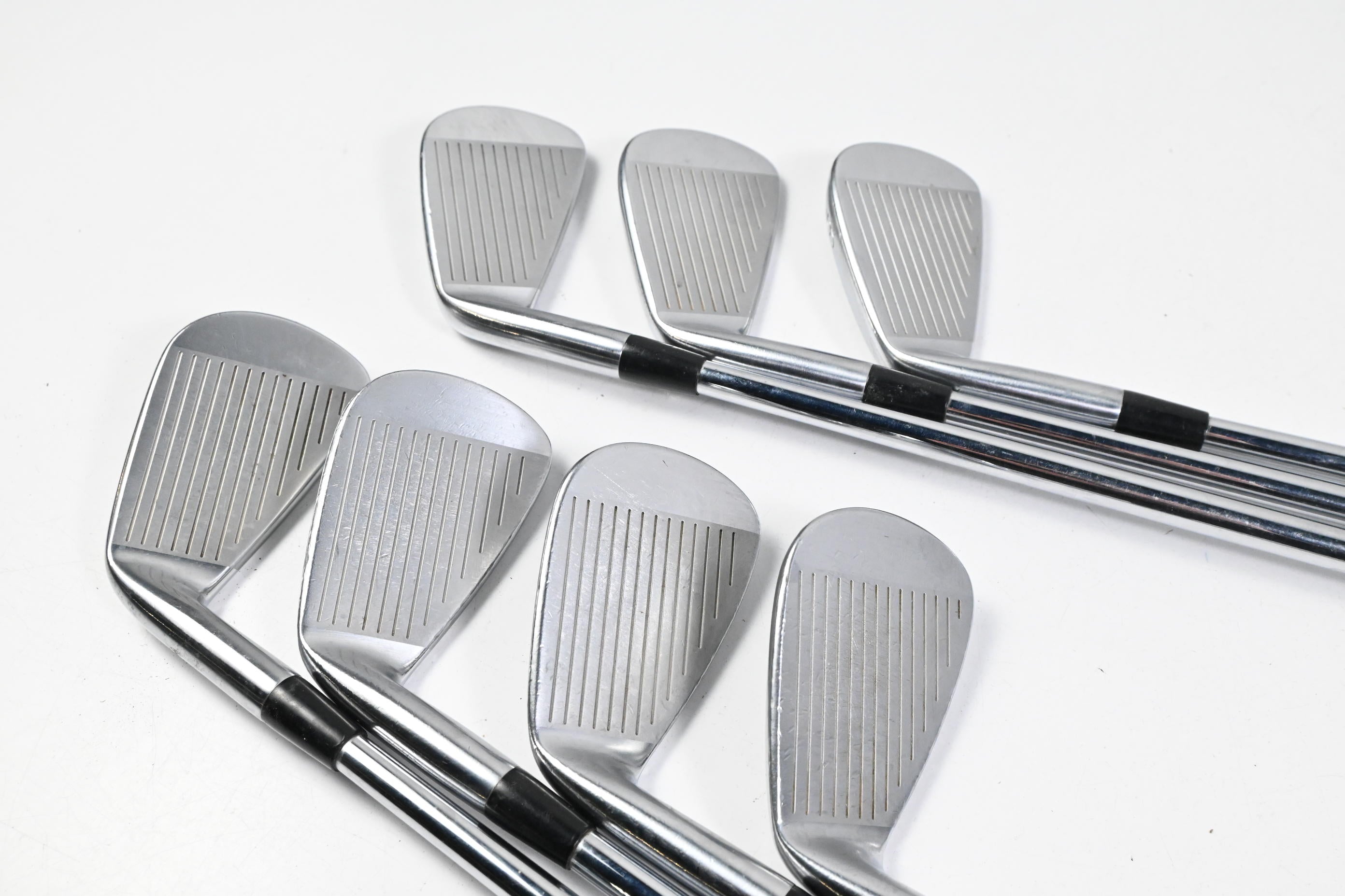 Mizuno Pro 223 Irons / 4-PW / Stiff Flex N.S.Pro Modus3 Tour 120 Shafts